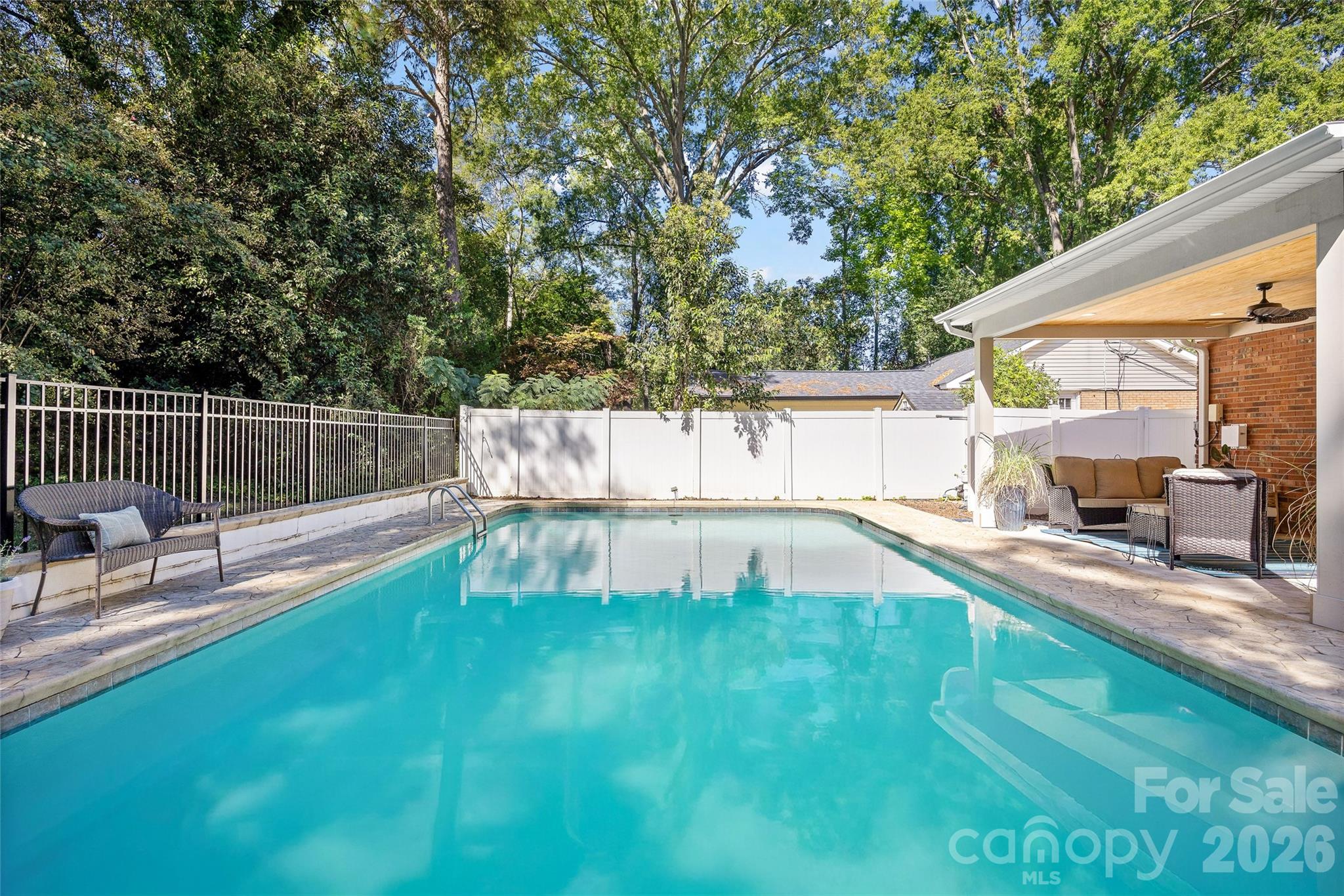 Single Family Residence at 5908 Brookhaven Road, Charlotte, photo 37 of 45