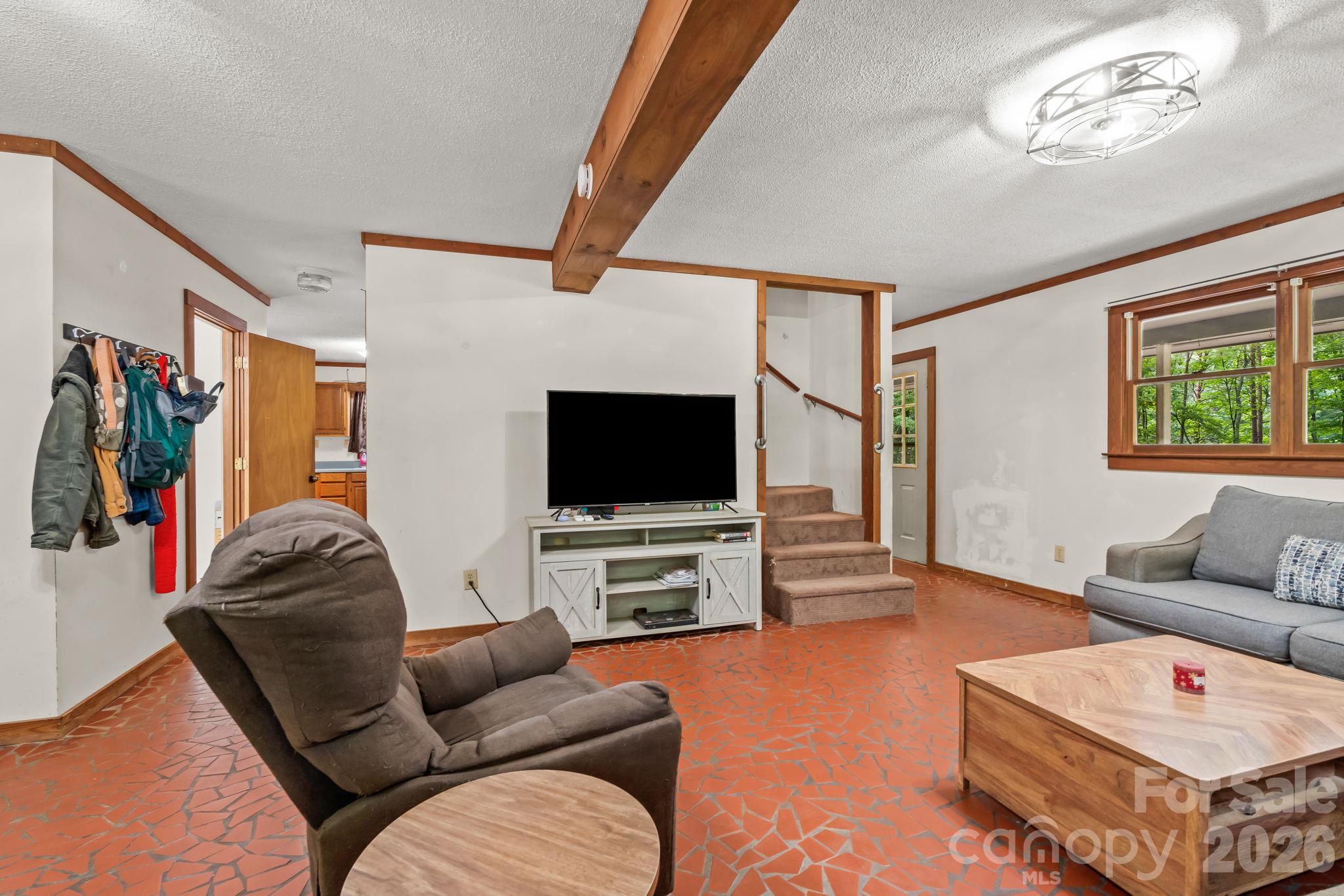 Single Family Residence at 505 Tipperary Lane, Denton, photo 12 of 42