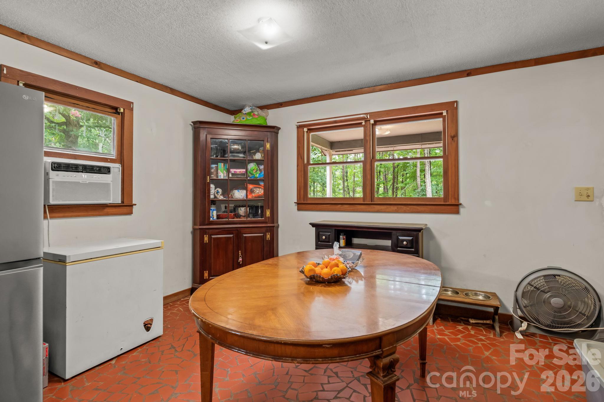 Single Family Residence at 505 Tipperary Lane, Denton, photo 18 of 42