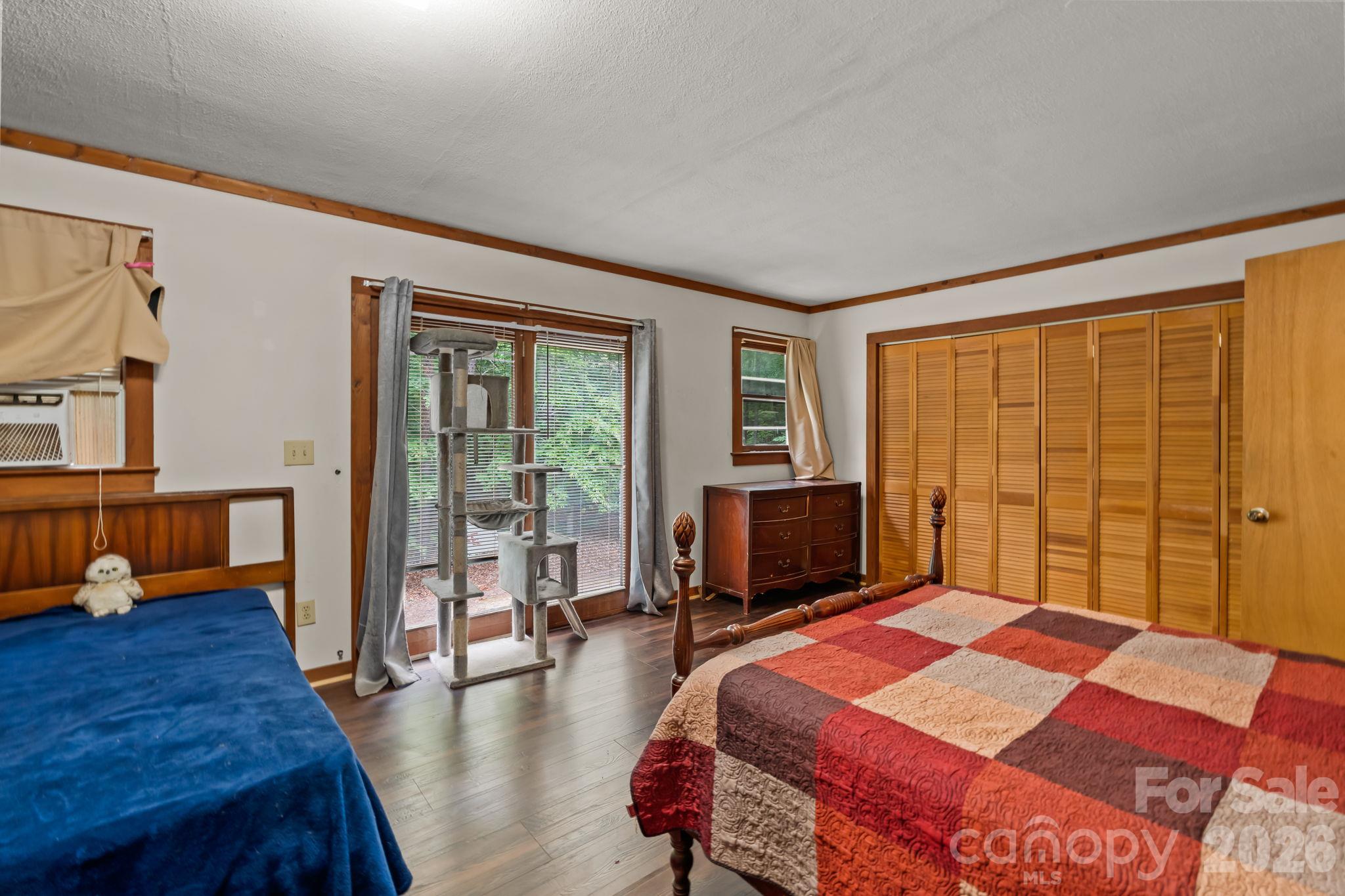 Single Family Residence at 505 Tipperary Lane, Denton, photo 24 of 42