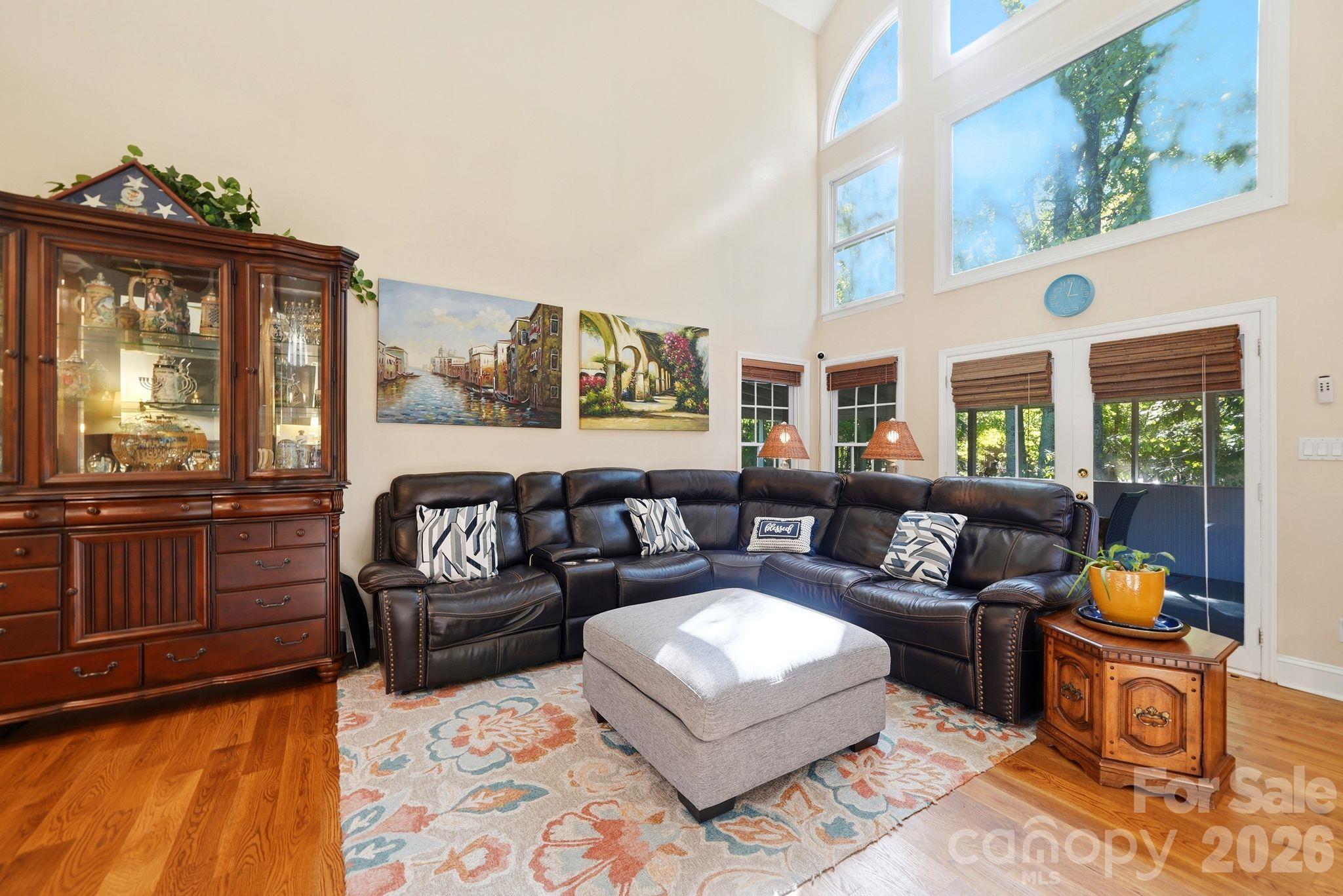 Single Family Residence at 1121 Hillshire Meadow Drive, Matthews, photo 15 of 47