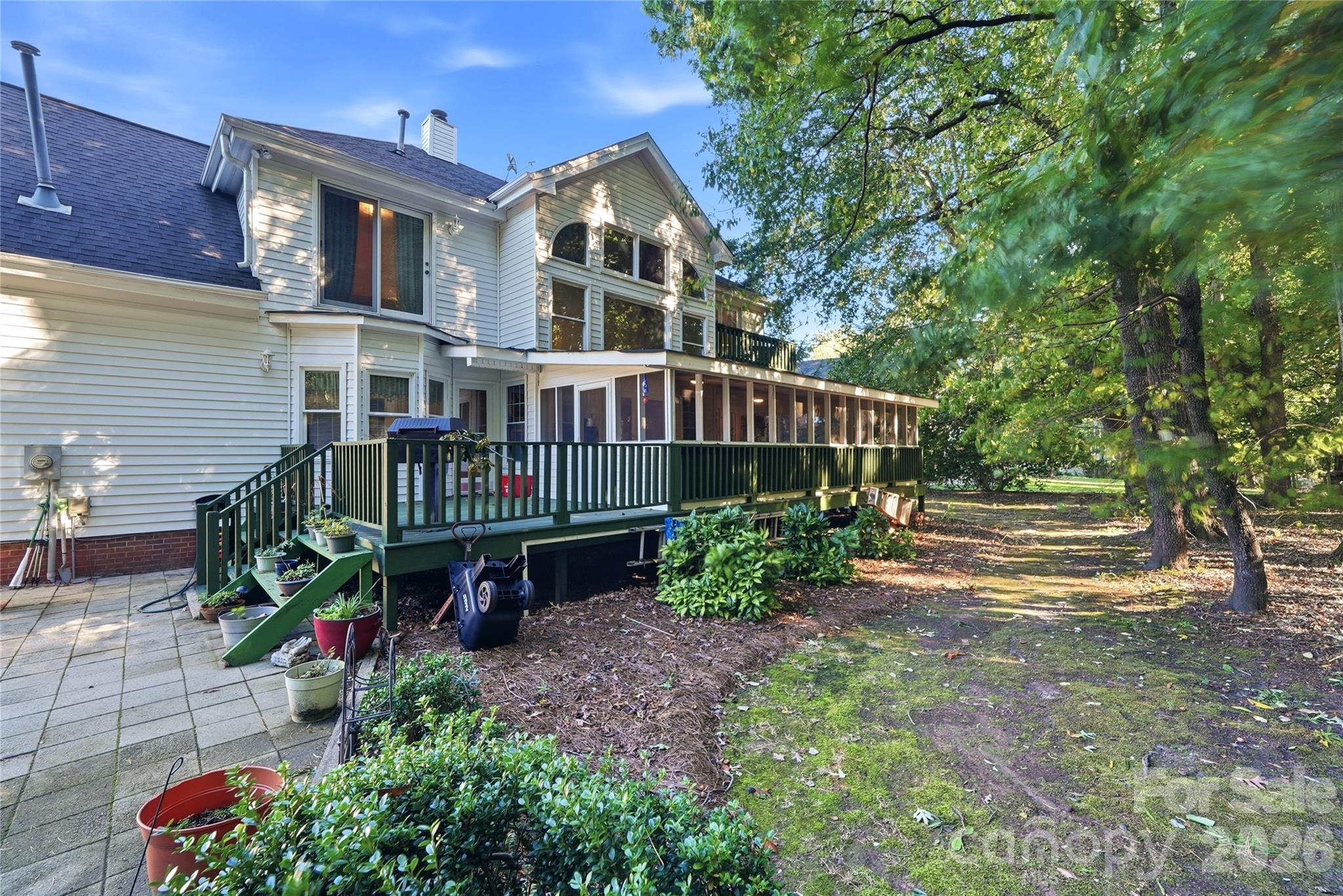 Single Family Residence at 1121 Hillshire Meadow Drive, Matthews, photo 41 of 47