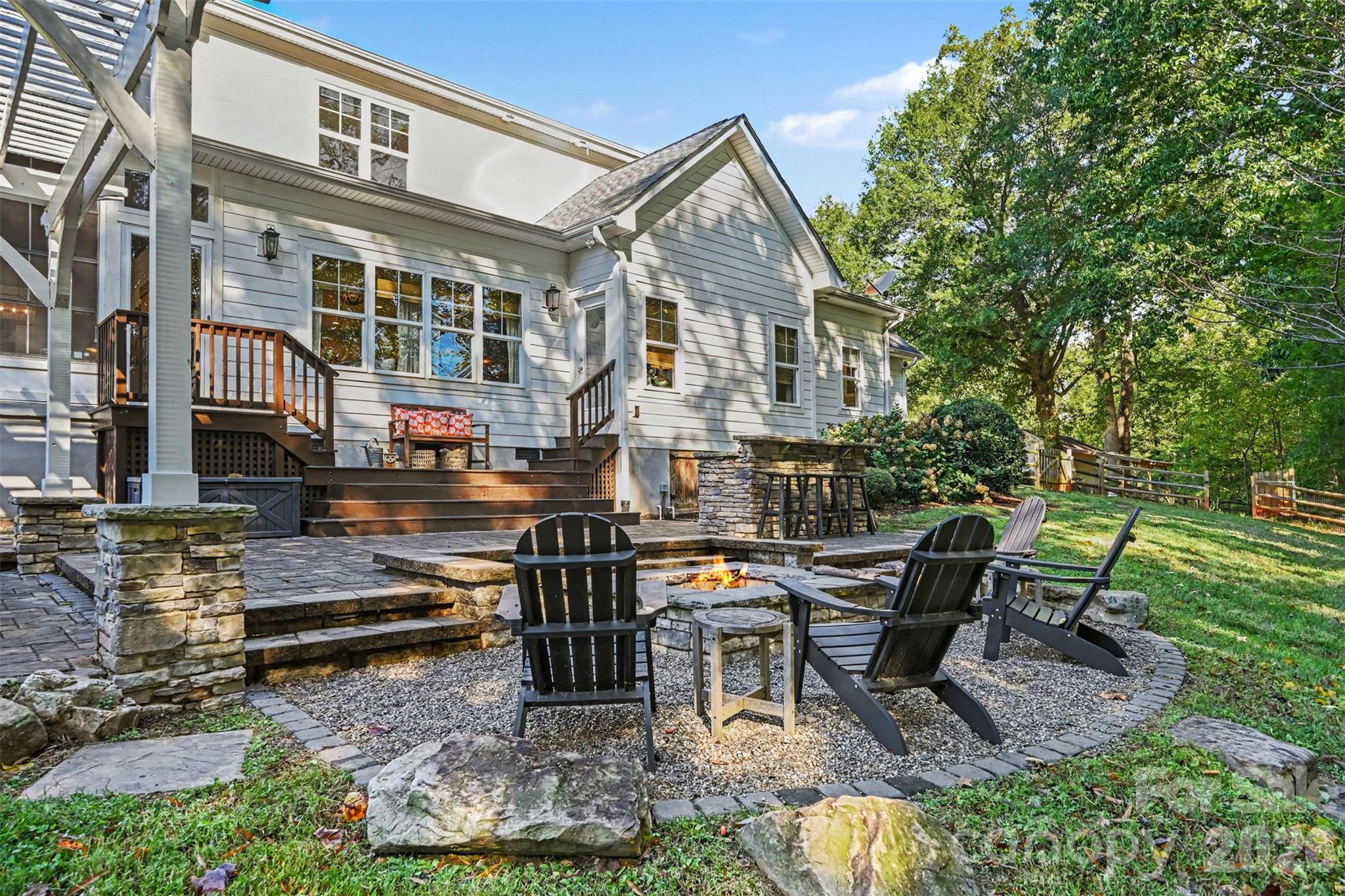 Single Family Residence at 14438 Beatties Ford Road, Huntersville, photo 27 of 37