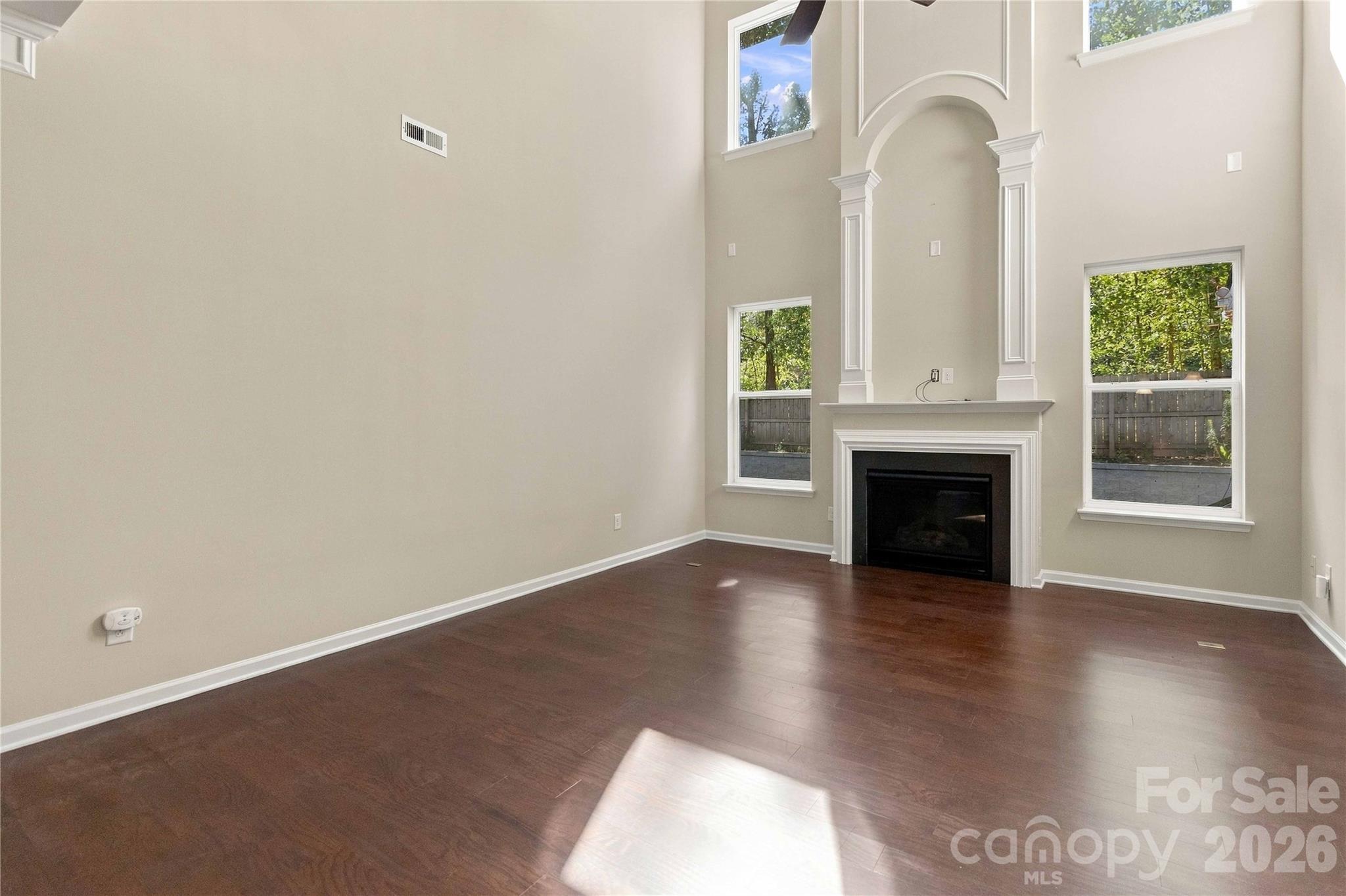 Single Family Residence at 724 Rawlings Place, Rock Hill, photo 12 of 37