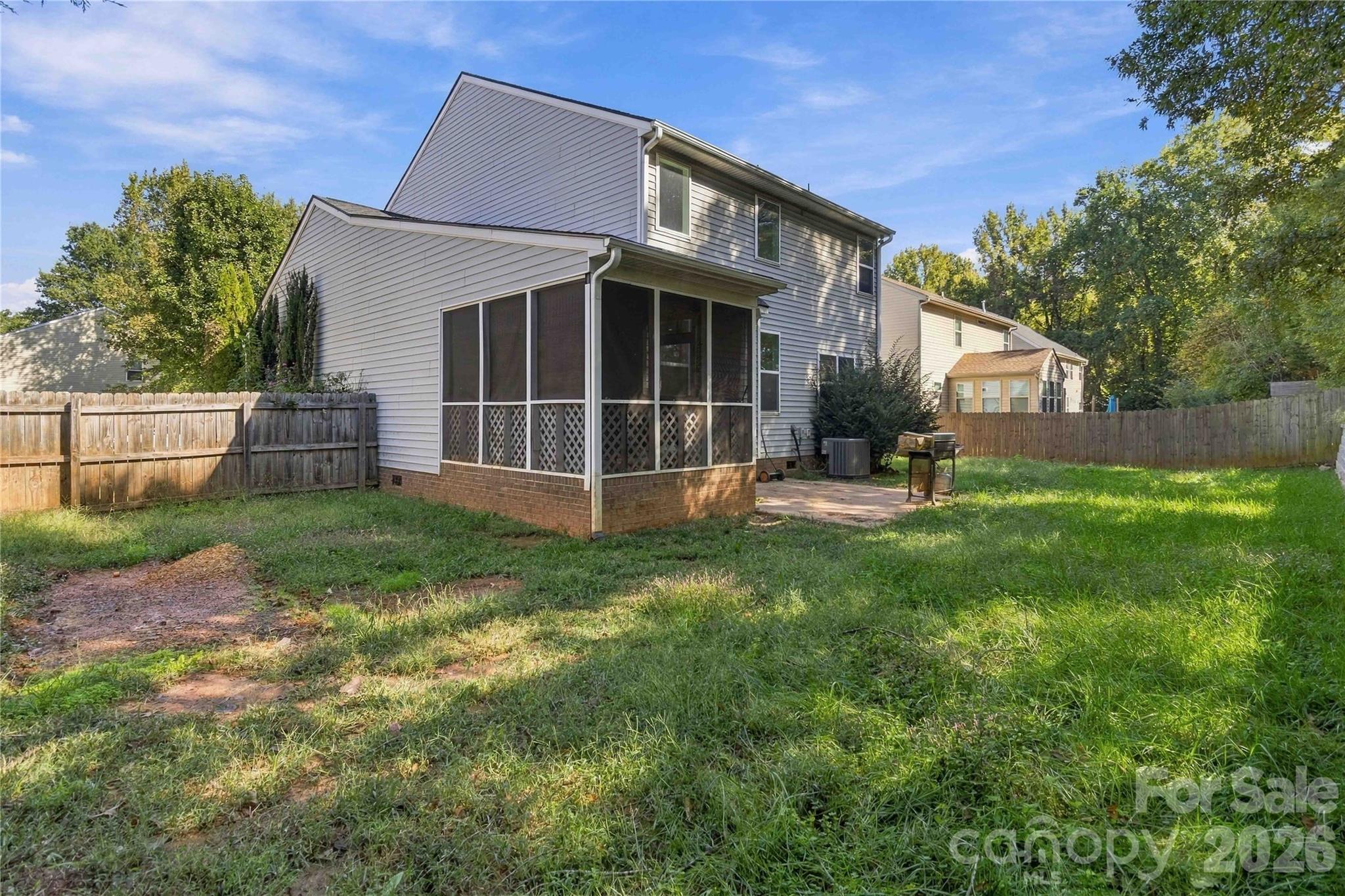Single Family Residence at 724 Rawlings Place, Rock Hill, photo 37 of 37