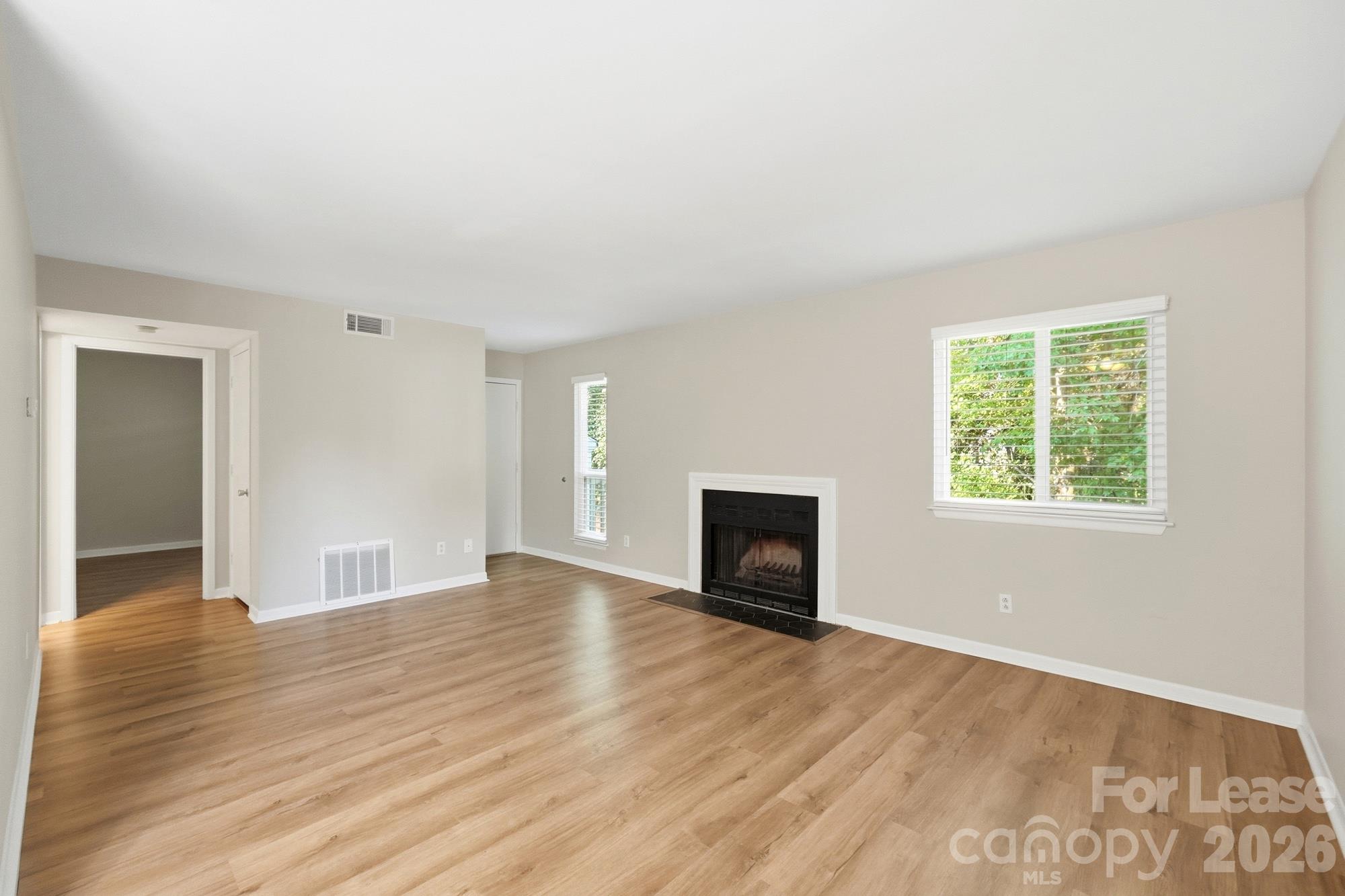 Condominium at 6132 Heath Ridge Court, Charlotte, photo 5 of 20