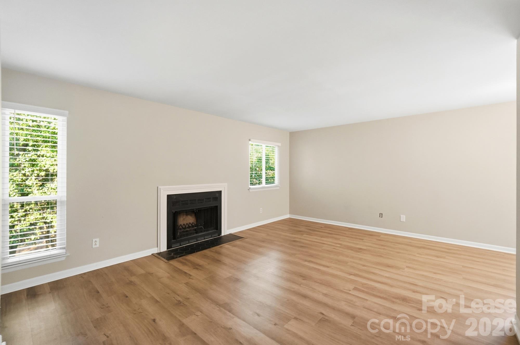 Condominium at 6132 Heath Ridge Court, Charlotte, photo 6 of 20