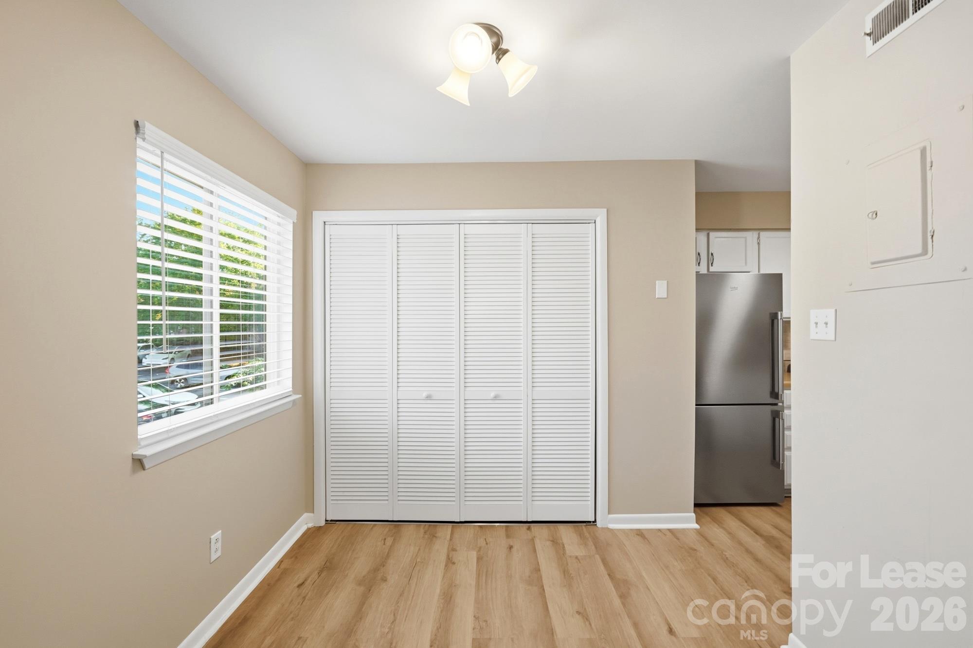 Condominium at 6132 Heath Ridge Court, Charlotte, photo 8 of 20