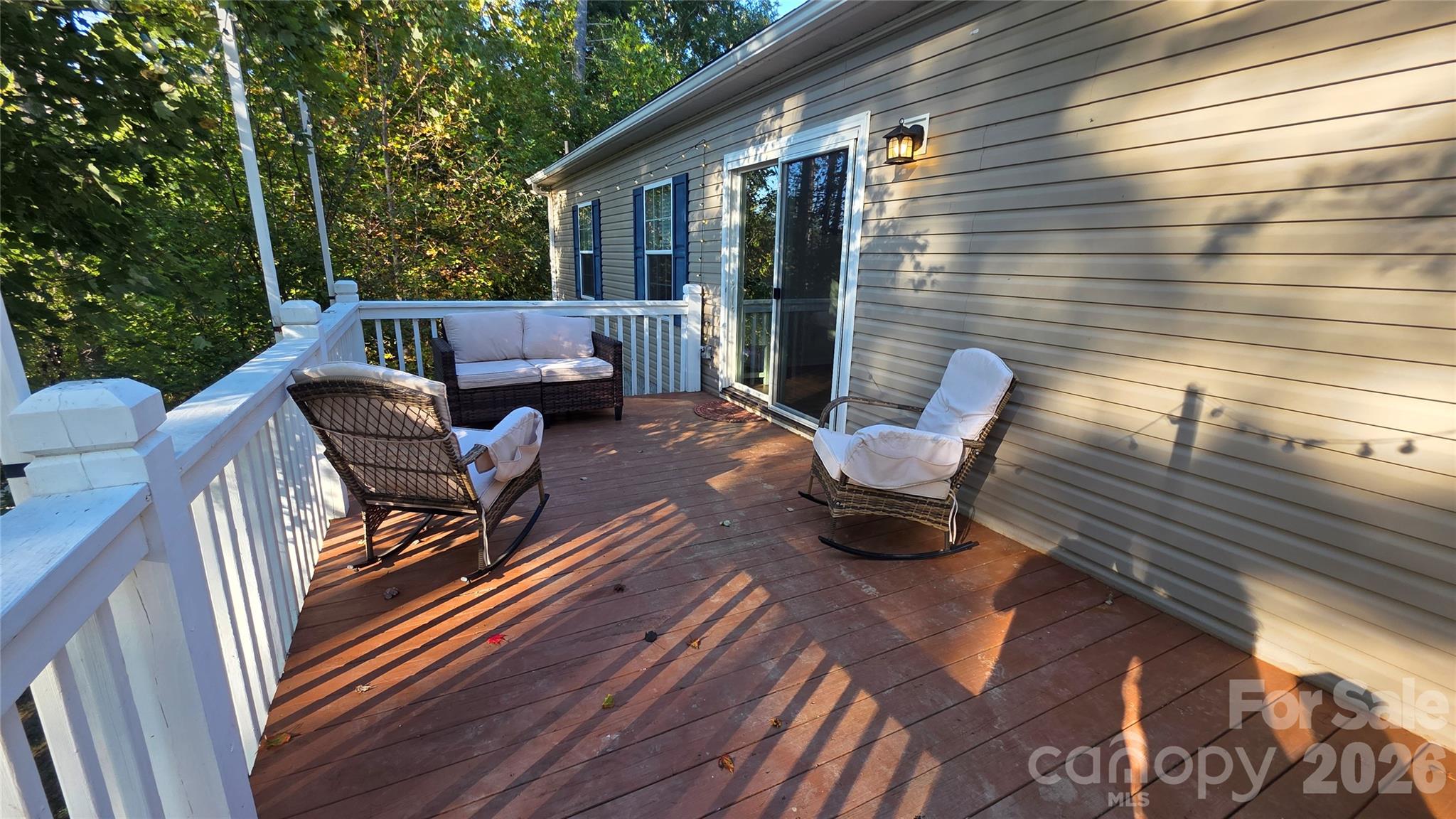 Private Large Back Deck - 52 Enochs Way Way, Fletcher