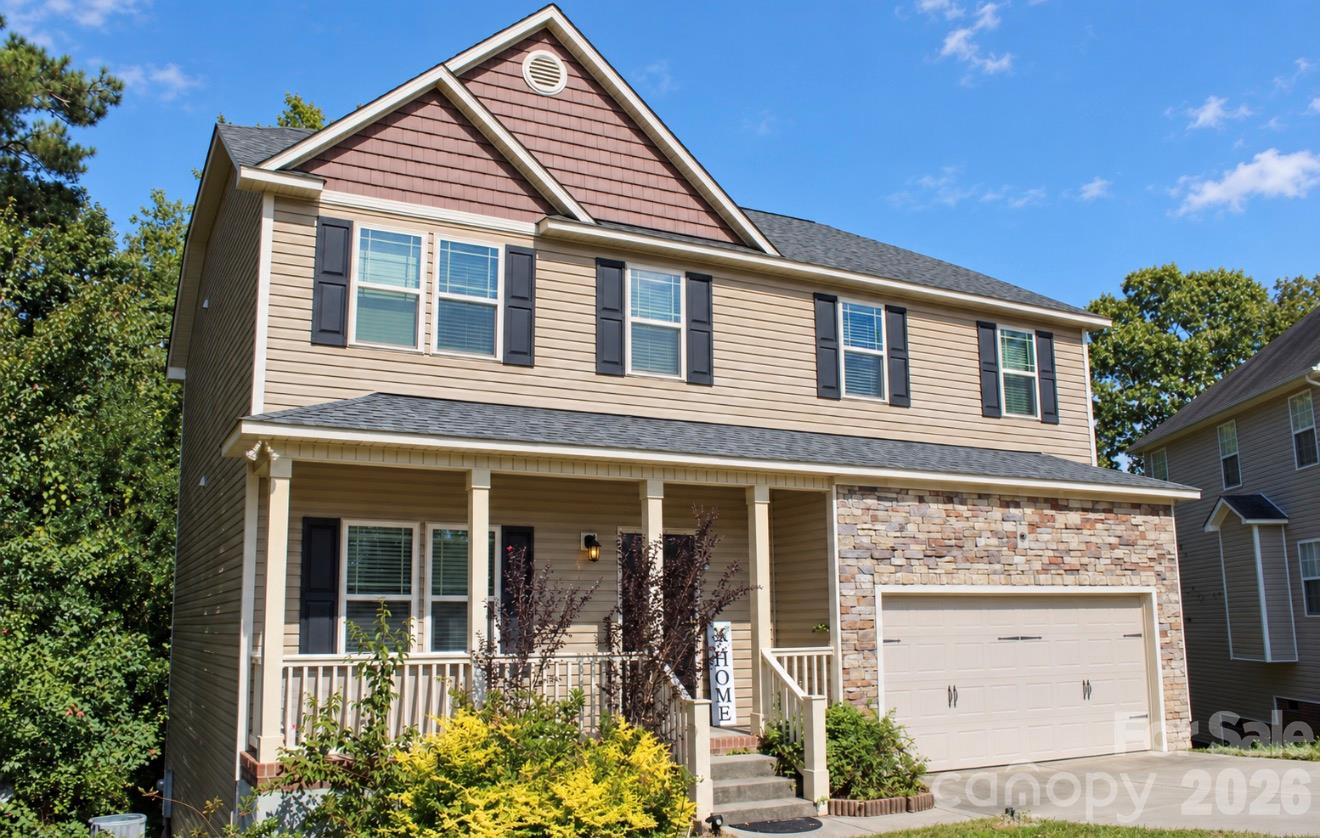 Single Family Residence at 103 Jade Circle, Knightdale, photo 2 of 37
