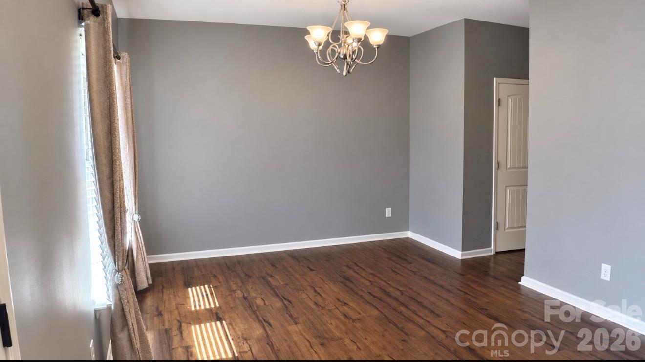 Single Family Residence at 103 Jade Circle, Knightdale, photo 6 of 37