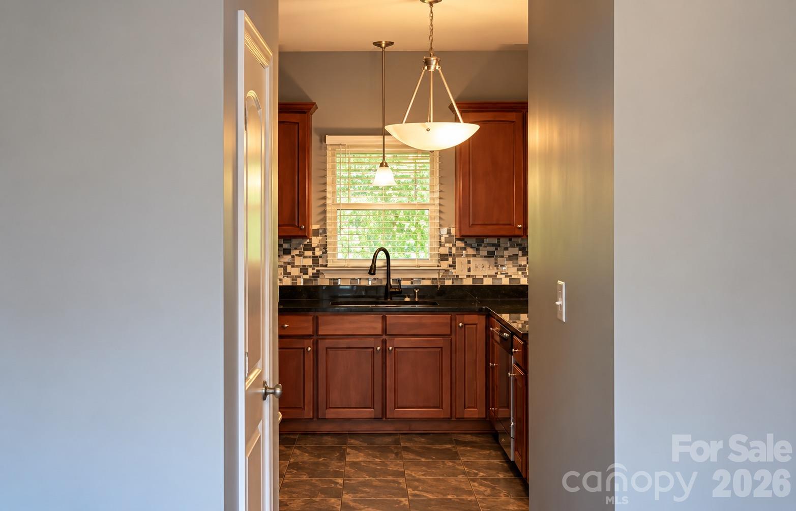 Single Family Residence at 103 Jade Circle, Knightdale, photo 9 of 37