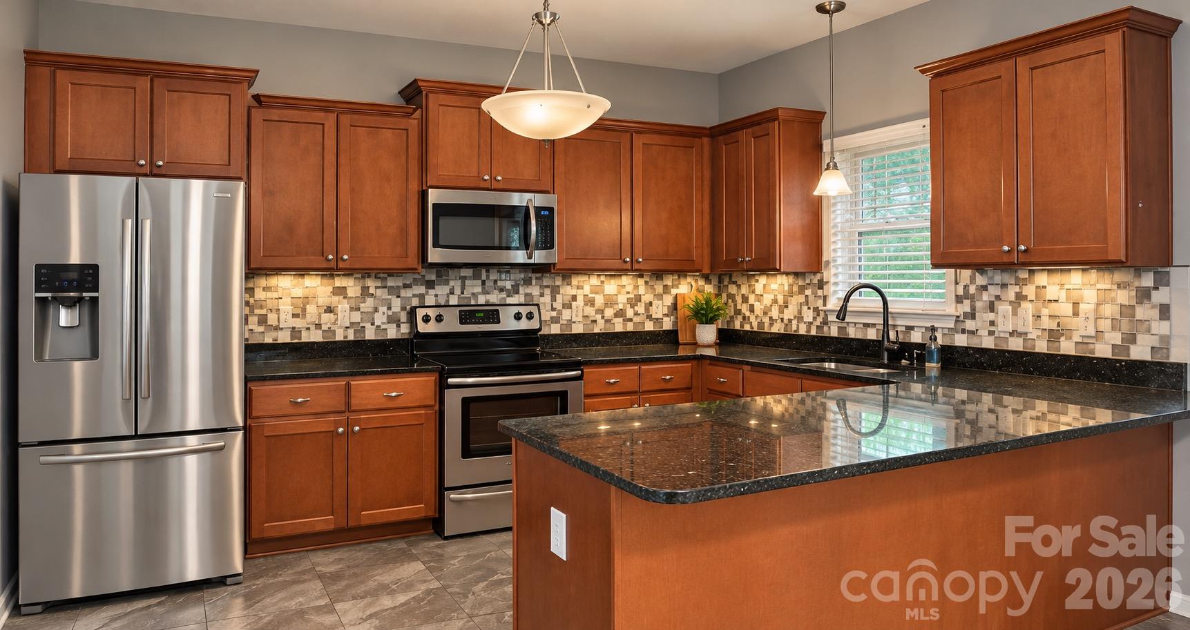 Single Family Residence at 103 Jade Circle, Knightdale, photo 11 of 37