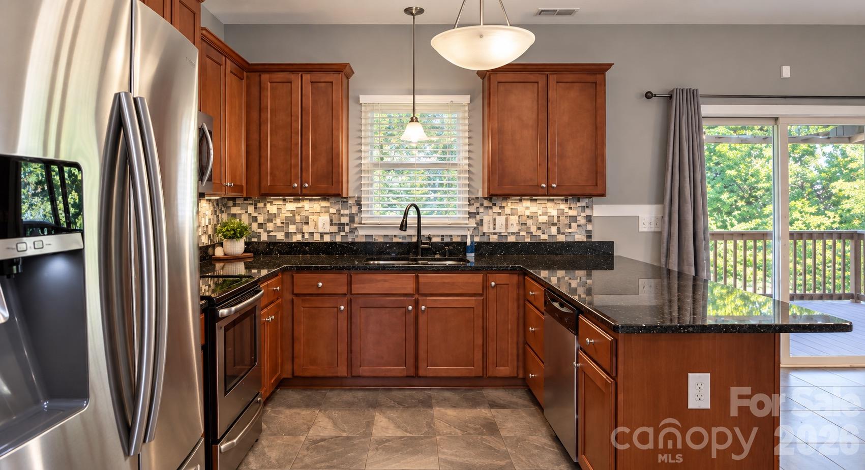 Single Family Residence at 103 Jade Circle, Knightdale, photo 13 of 37