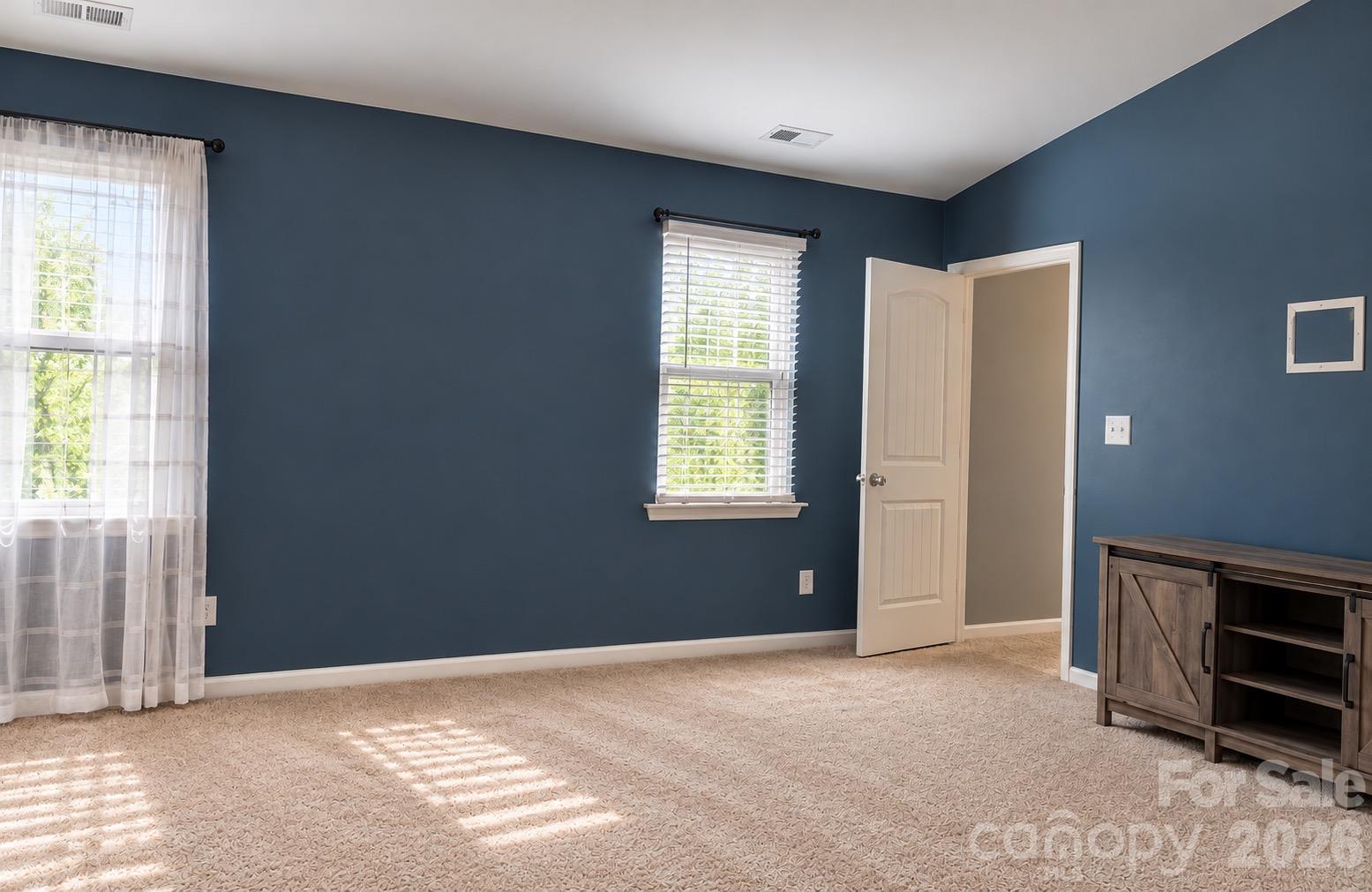 Single Family Residence at 103 Jade Circle, Knightdale, photo 21 of 37