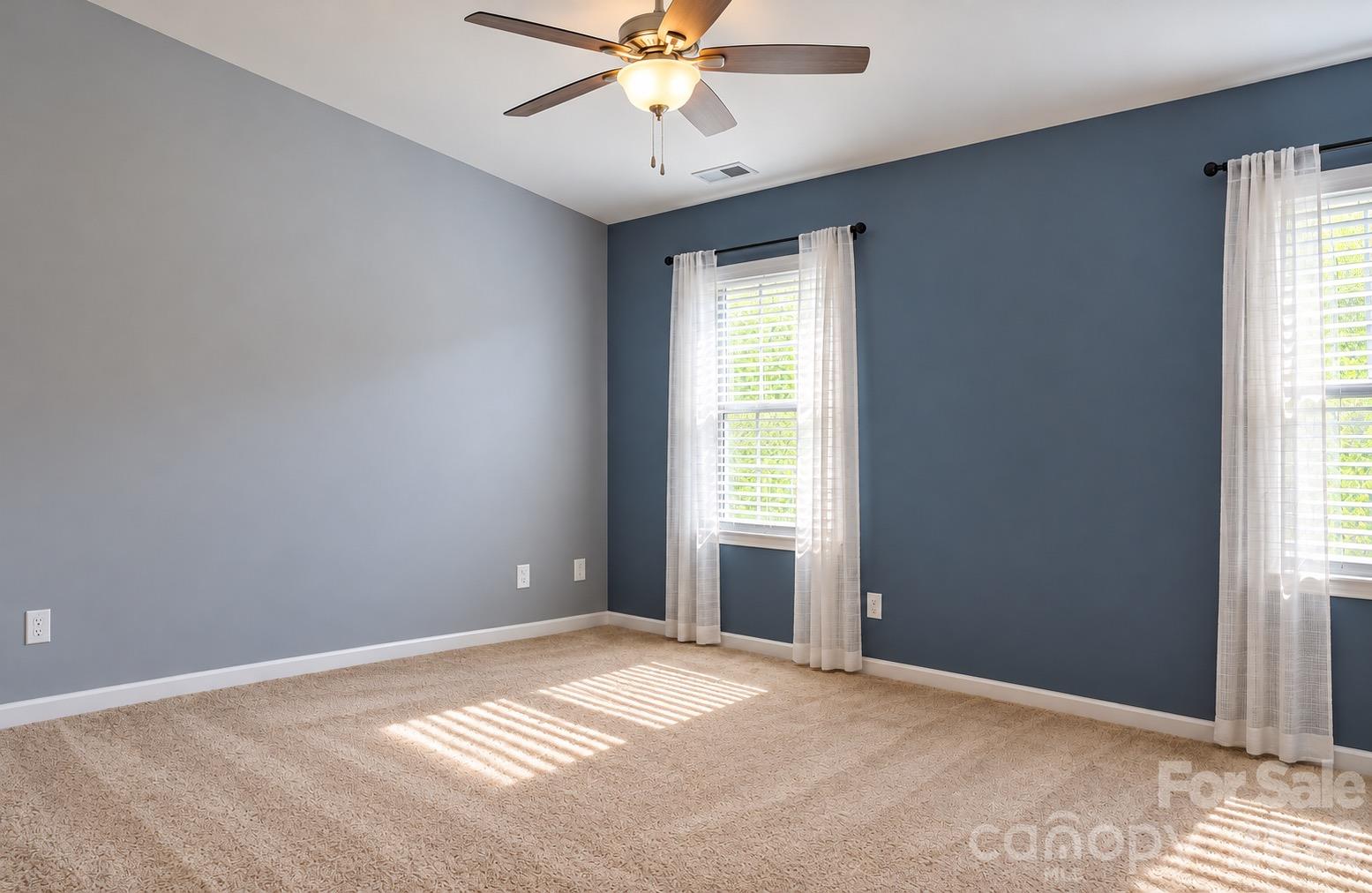 Single Family Residence at 103 Jade Circle, Knightdale, photo 28 of 37