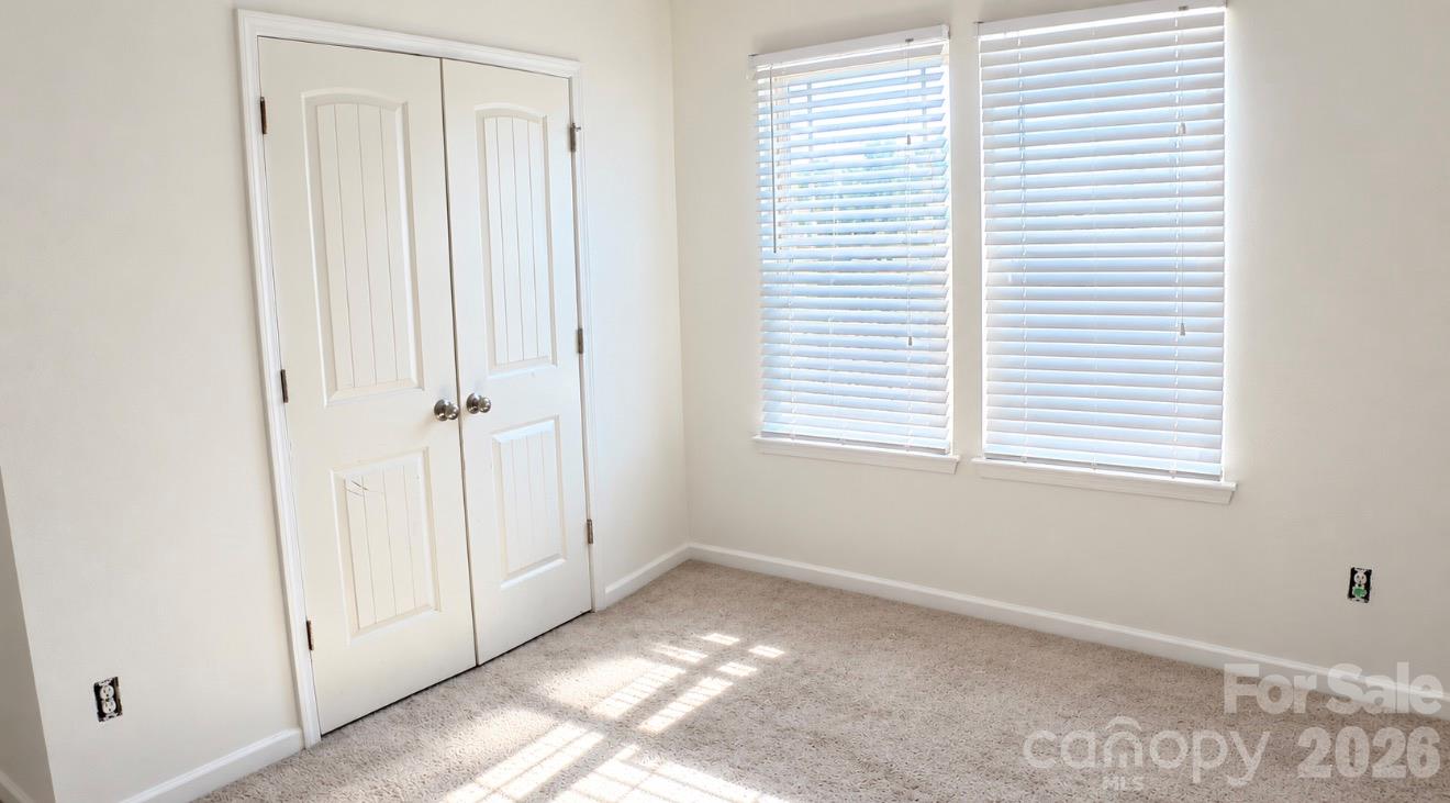 Single Family Residence at 103 Jade Circle, Knightdale, photo 33 of 37
