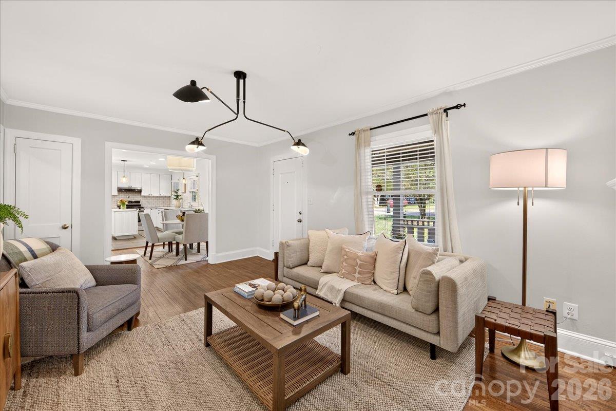 Single Family Residence at 2814 Virginia Avenue, Charlotte, photo 6 of 45