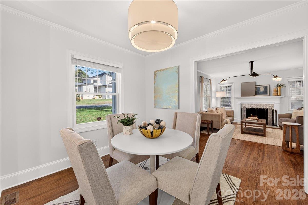 Single Family Residence at 2814 Virginia Avenue, Charlotte, photo 12 of 45