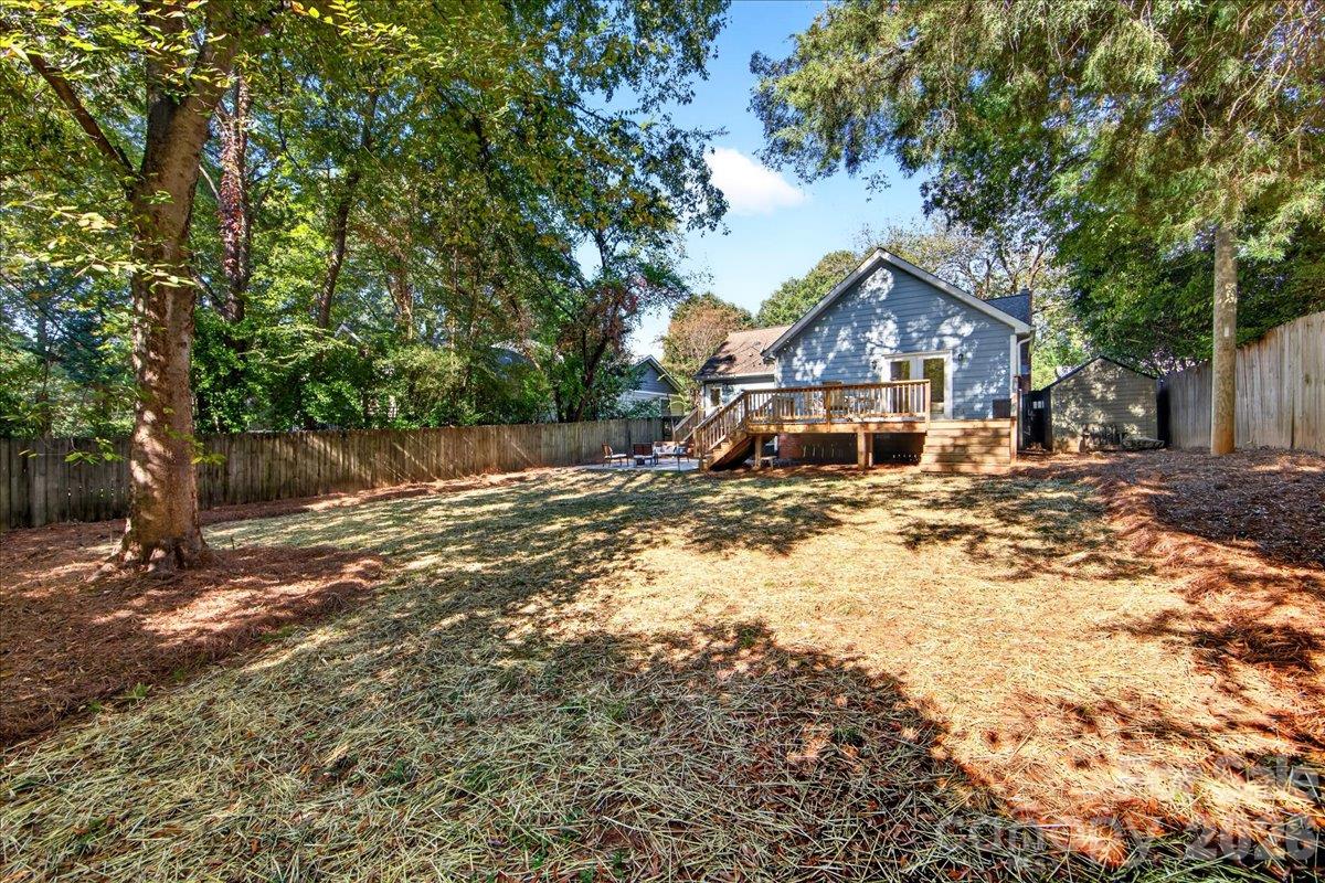 Single Family Residence at 2814 Virginia Avenue, Charlotte, photo 44 of 45