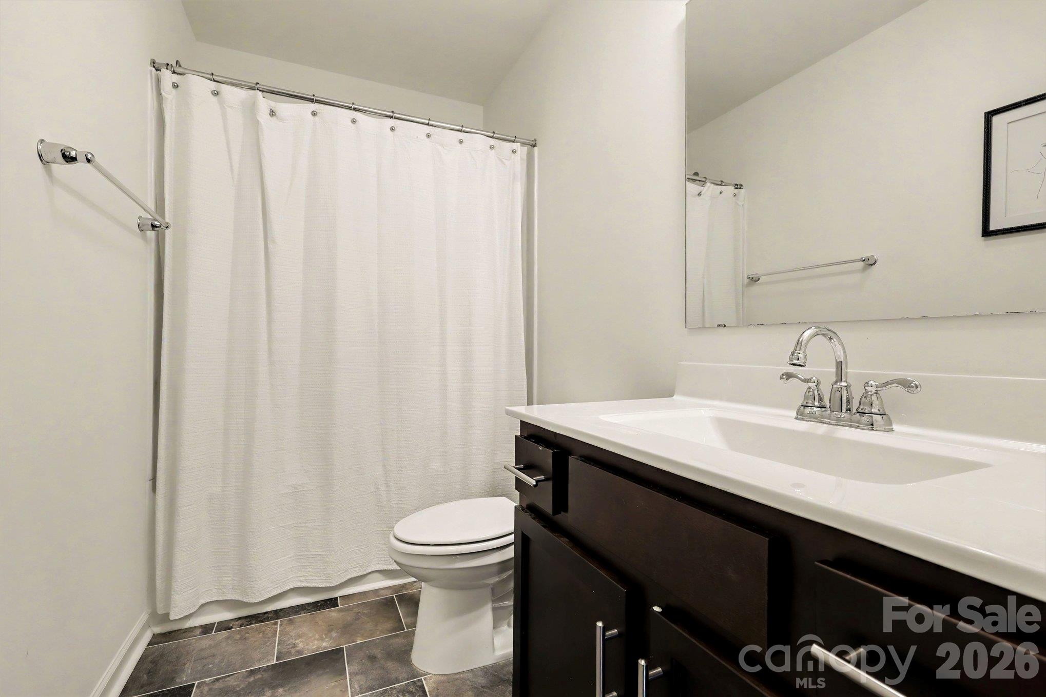 Single Family Residence at 1435 Finwick Drive, Pfafftown, photo 20 of 29