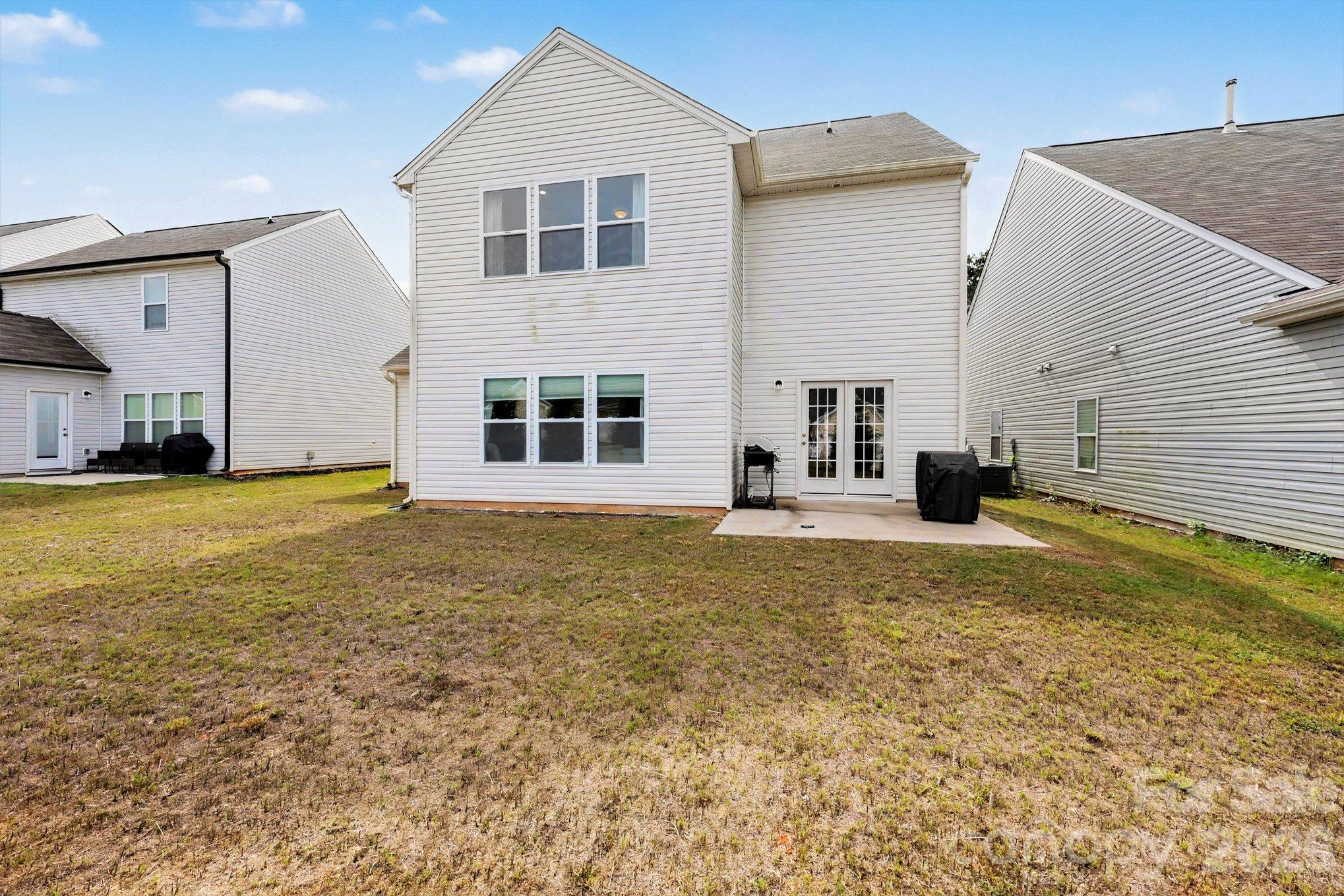 Single Family Residence at 1435 Finwick Drive, Pfafftown, photo 24 of 29
