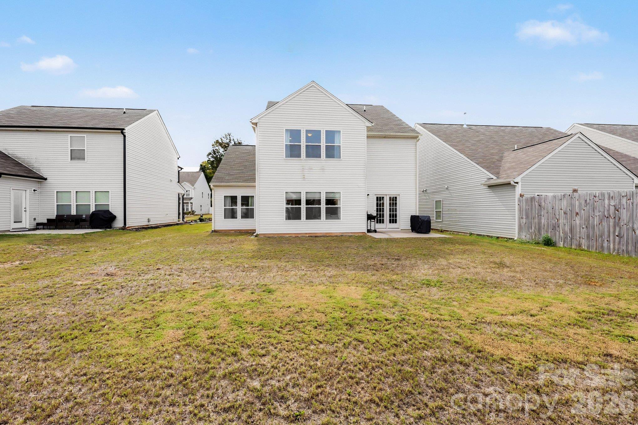 Single Family Residence at 1435 Finwick Drive, Pfafftown, photo 25 of 29