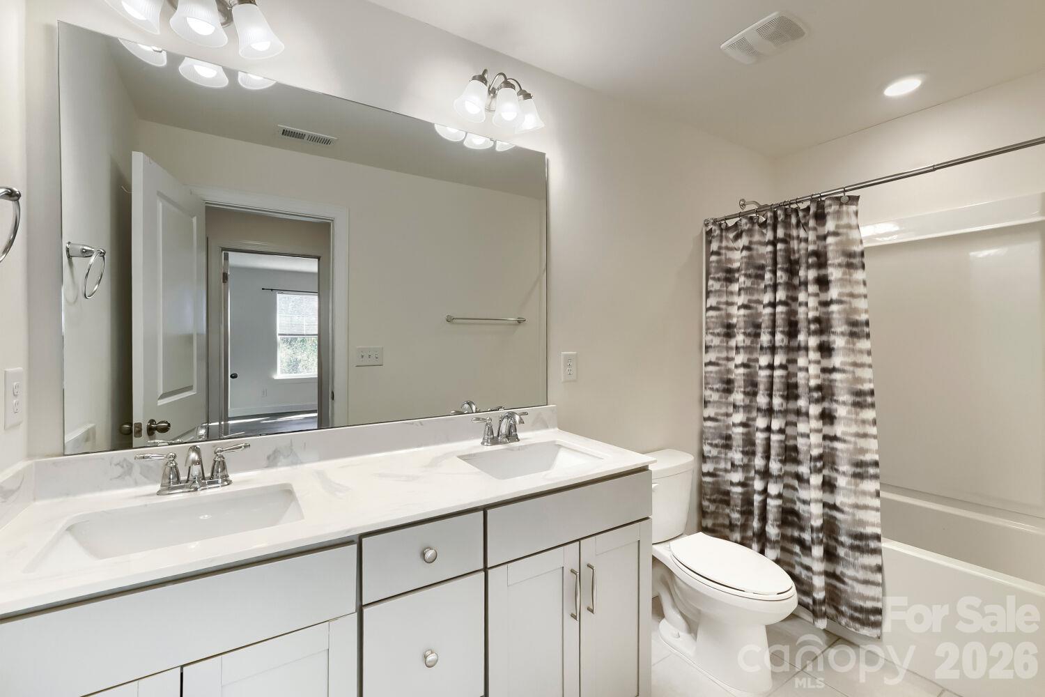 Upper Floor Bathroom - 10315 Glenmere Creek Circle, Charlotte
