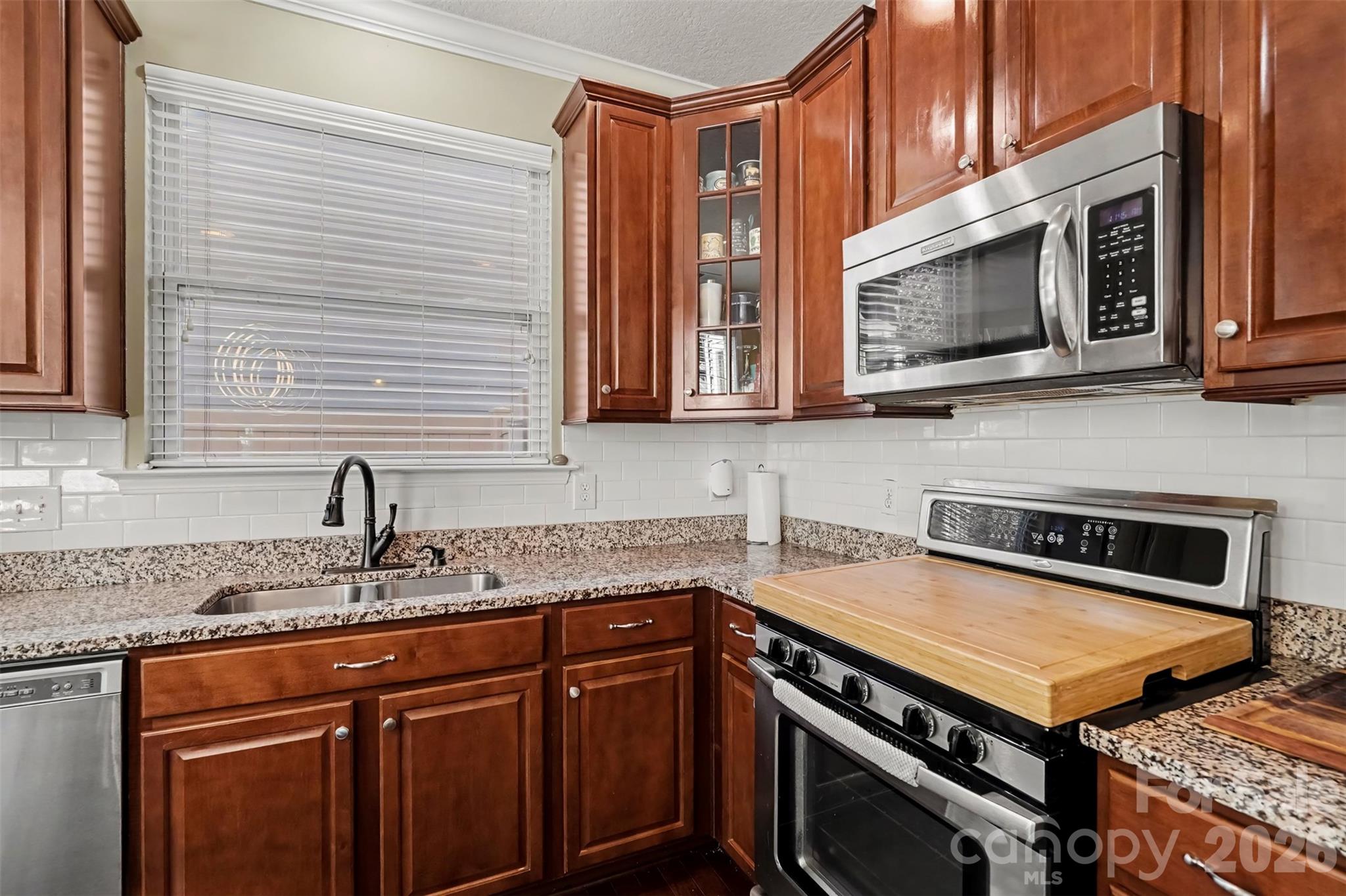 Single Family Residence at 270 Perennial Drive NW, Concord, photo 15 of 41