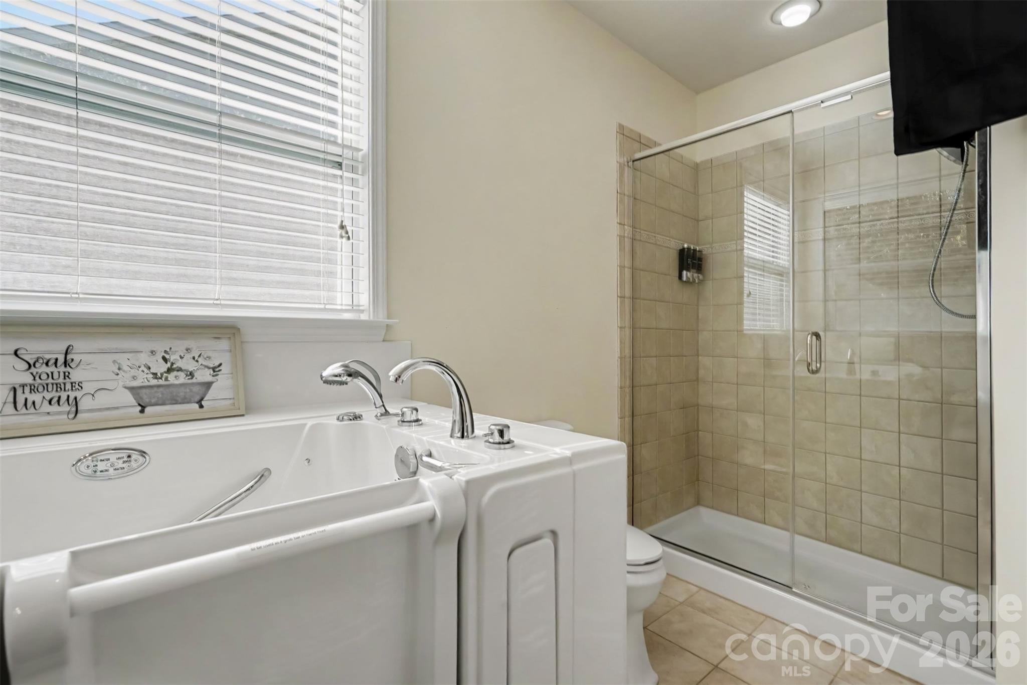 Single Family Residence at 270 Perennial Drive NW, Concord, photo 21 of 41