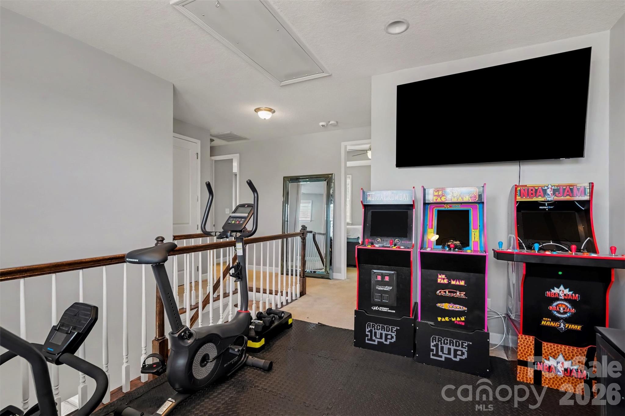 Single Family Residence at 270 Perennial Drive NW, Concord, photo 24 of 41