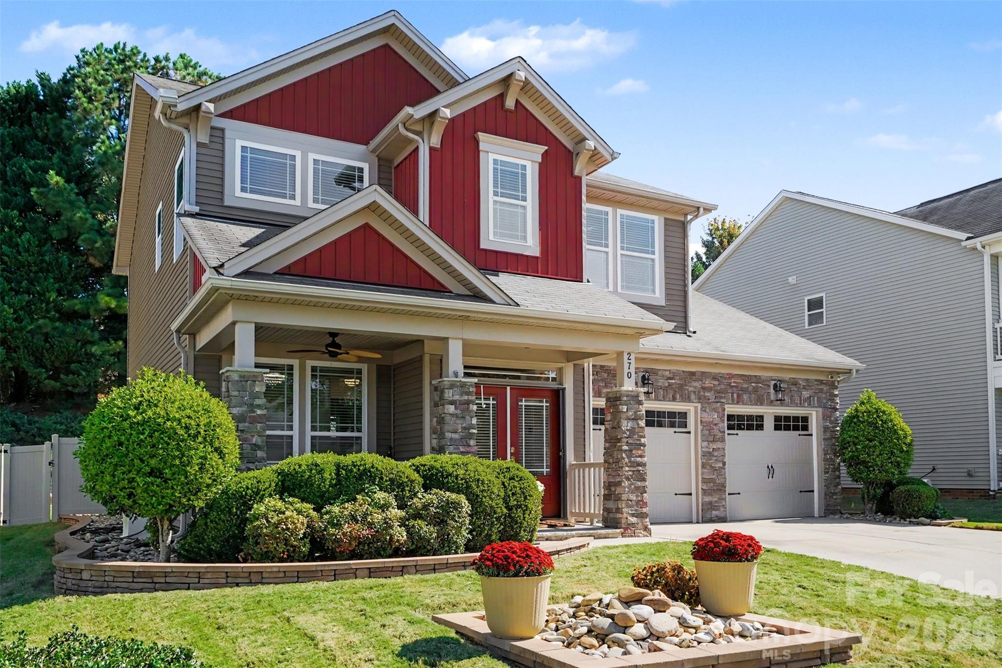Single Family Residence at 270 Perennial Drive NW, Concord, photo 2 of 41