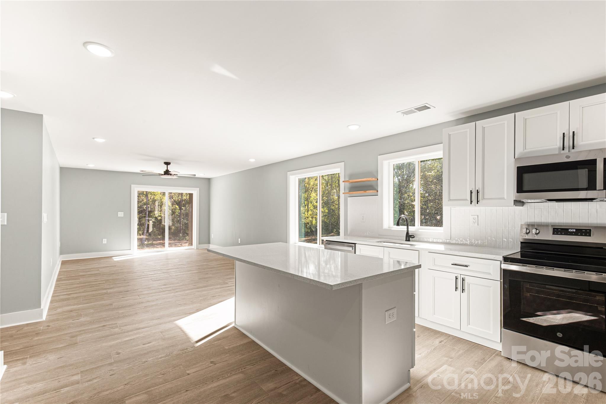 Single Family Residence at 622 Fernwood Drive, Chester, photo 7 of 30