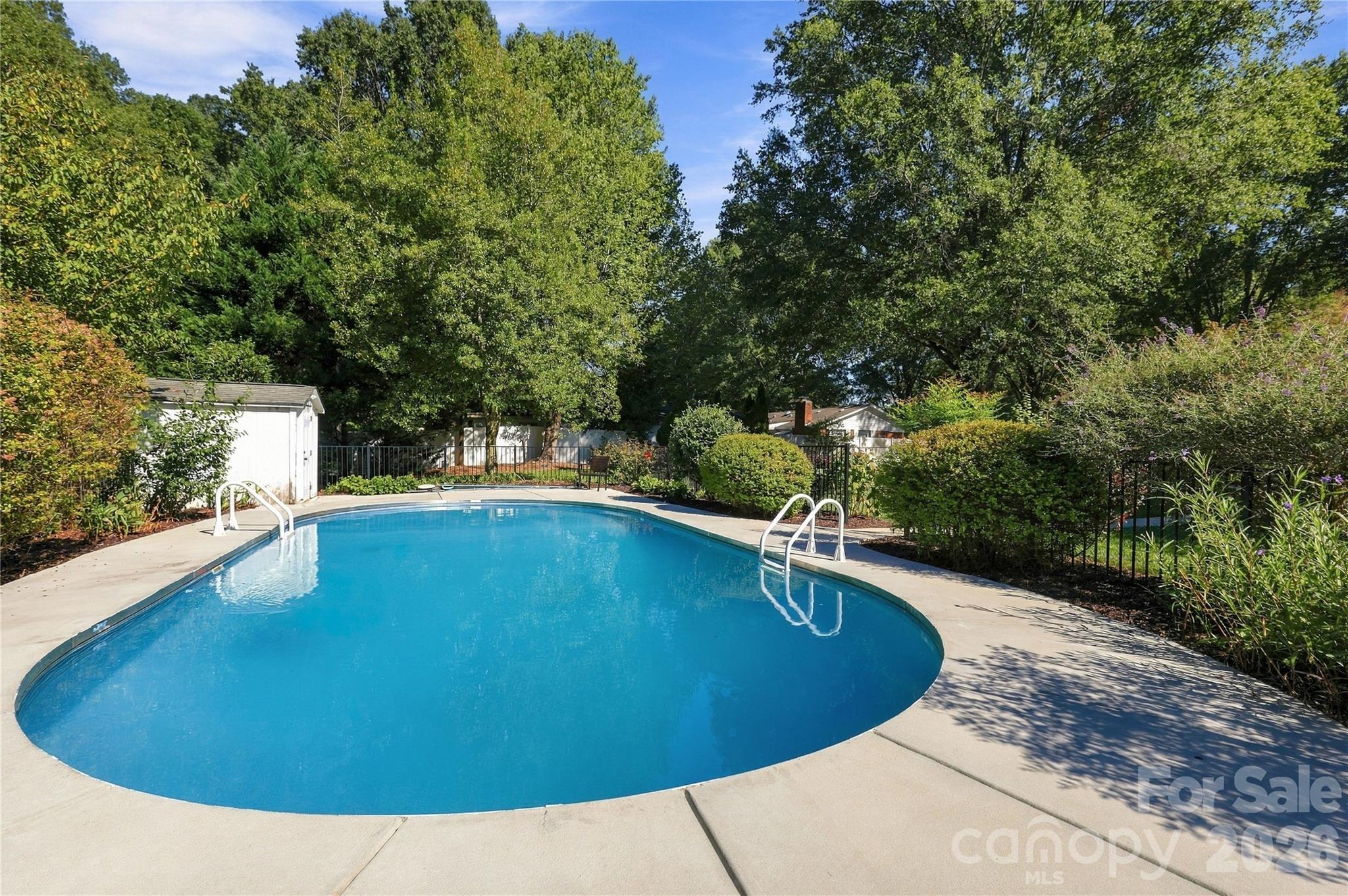 Single Family Residence at 122 Keowee Circle, Indian Trail, photo 35 of 41