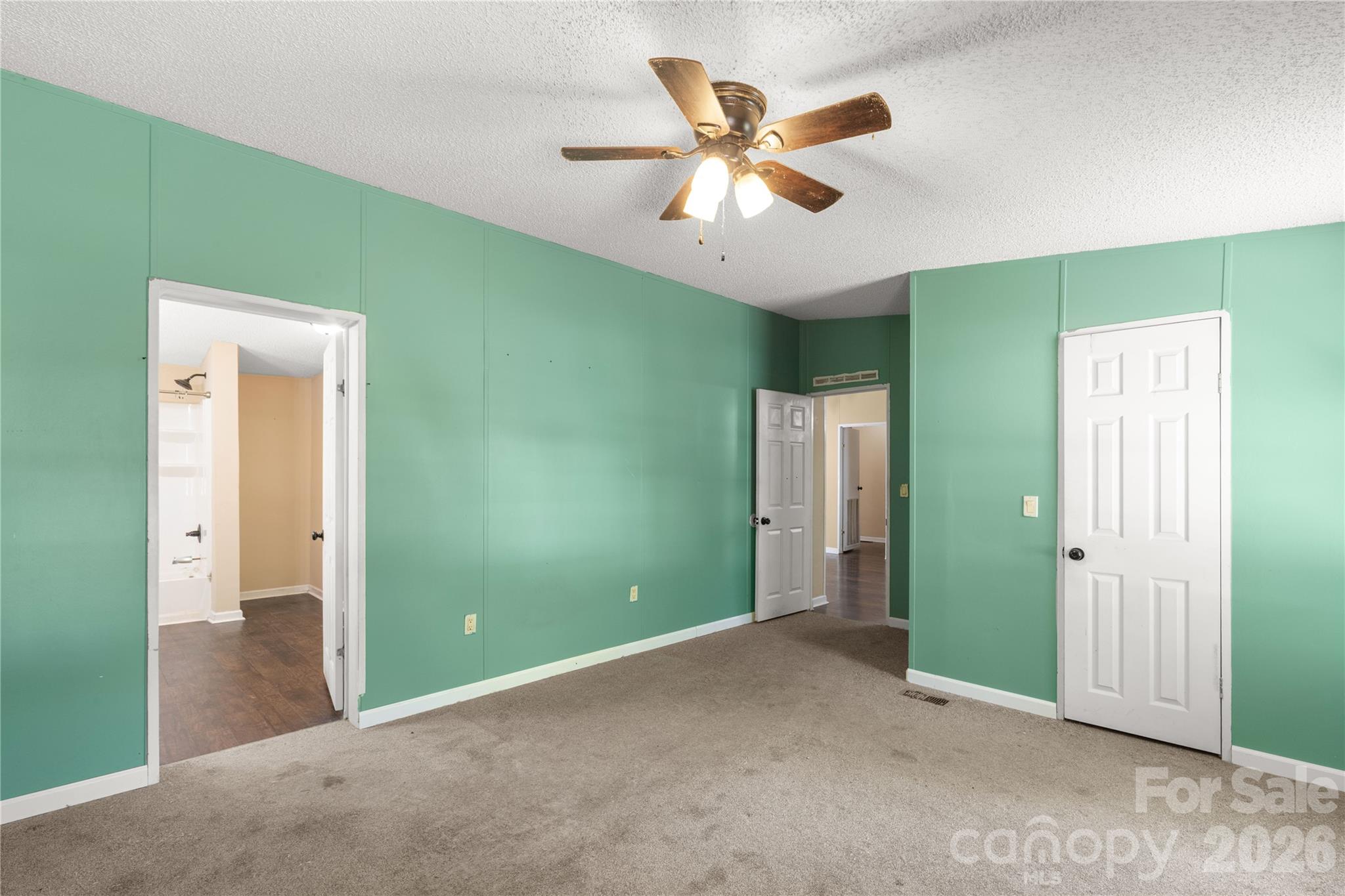 Single Family Residence at 1201 Shiloh Drive, Lancaster, photo 7 of 17