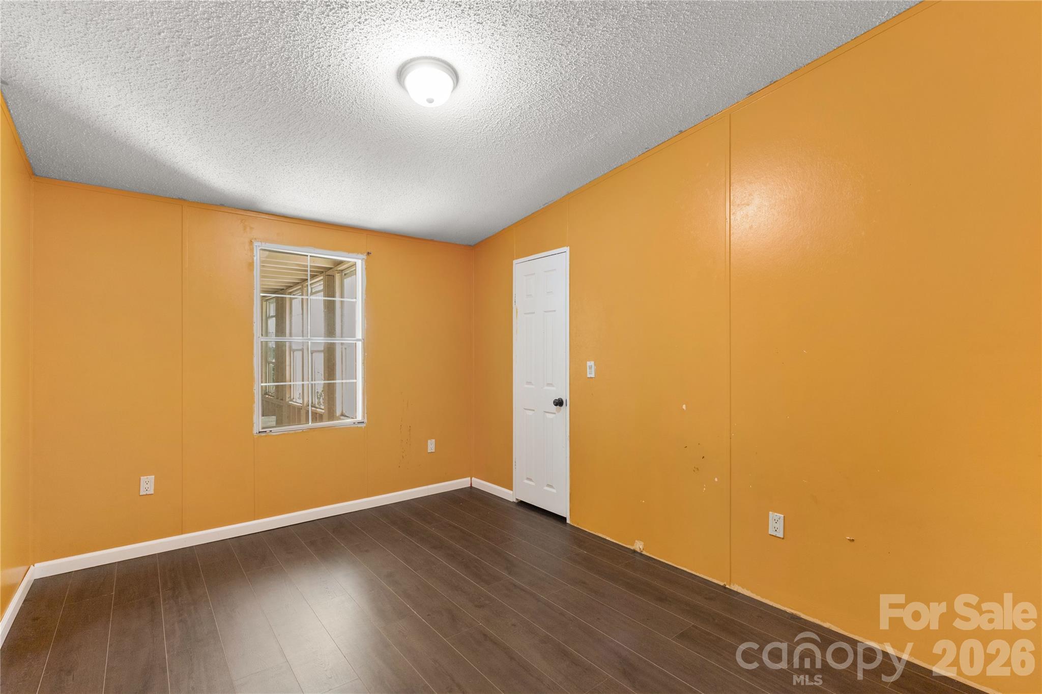 Single Family Residence at 1201 Shiloh Drive, Lancaster, photo 11 of 17