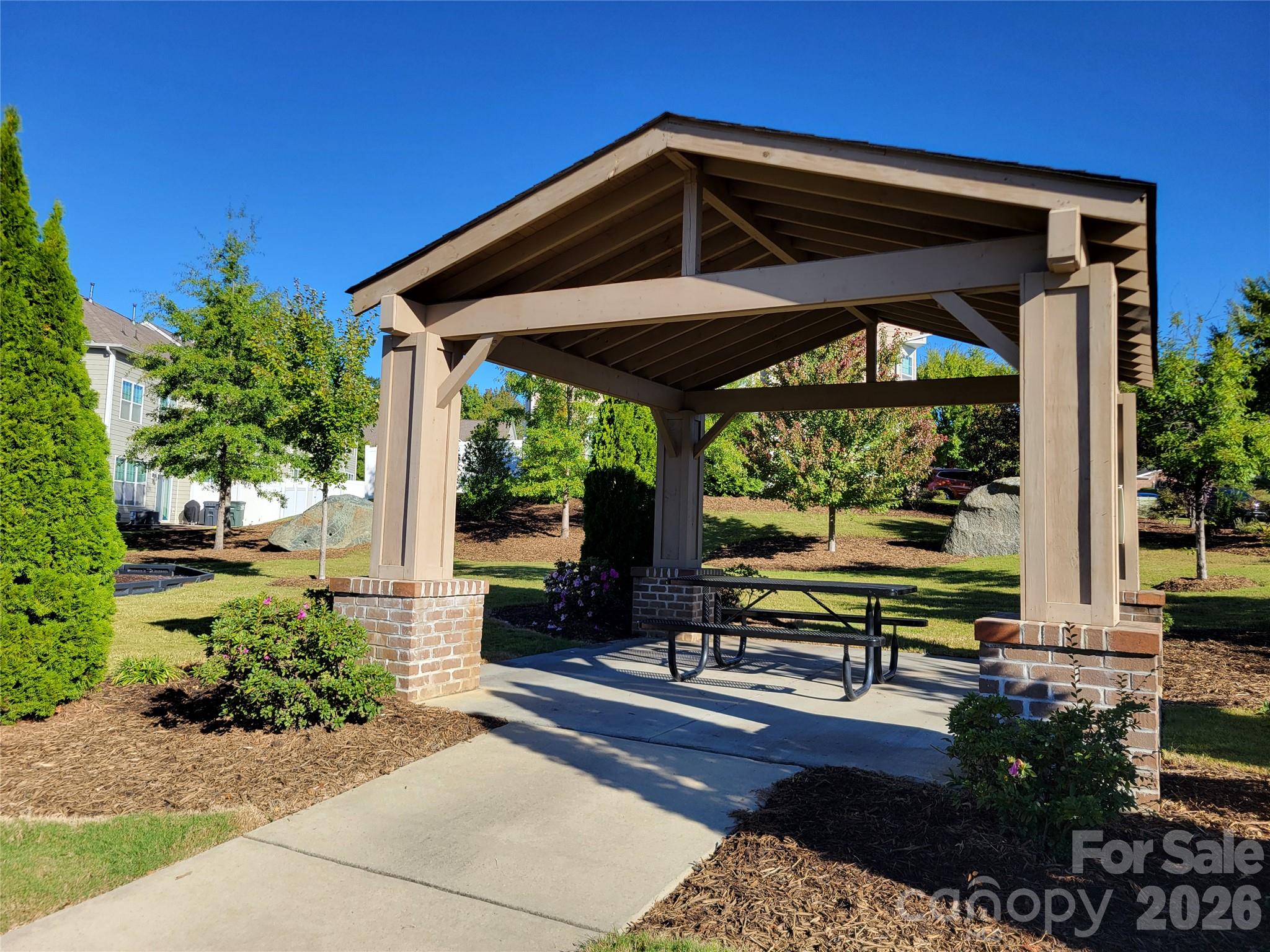 Picnic area - 6556 Harris River Way, Charlotte