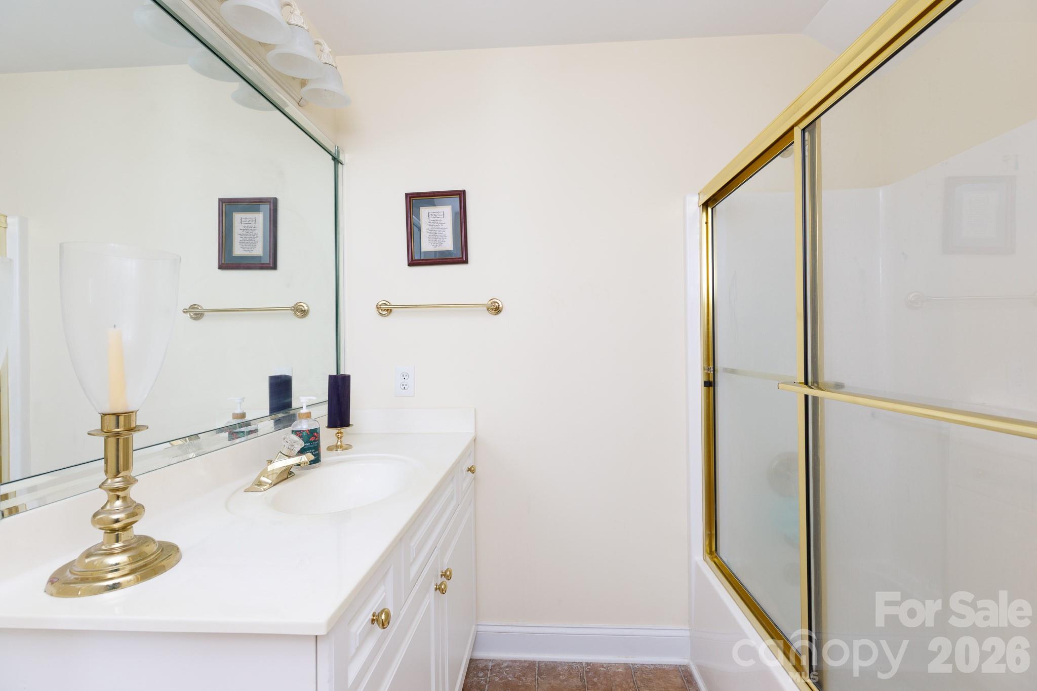 Single Family Residence at 952 Lake Club Drive, Rock Hill, photo 23 of 33