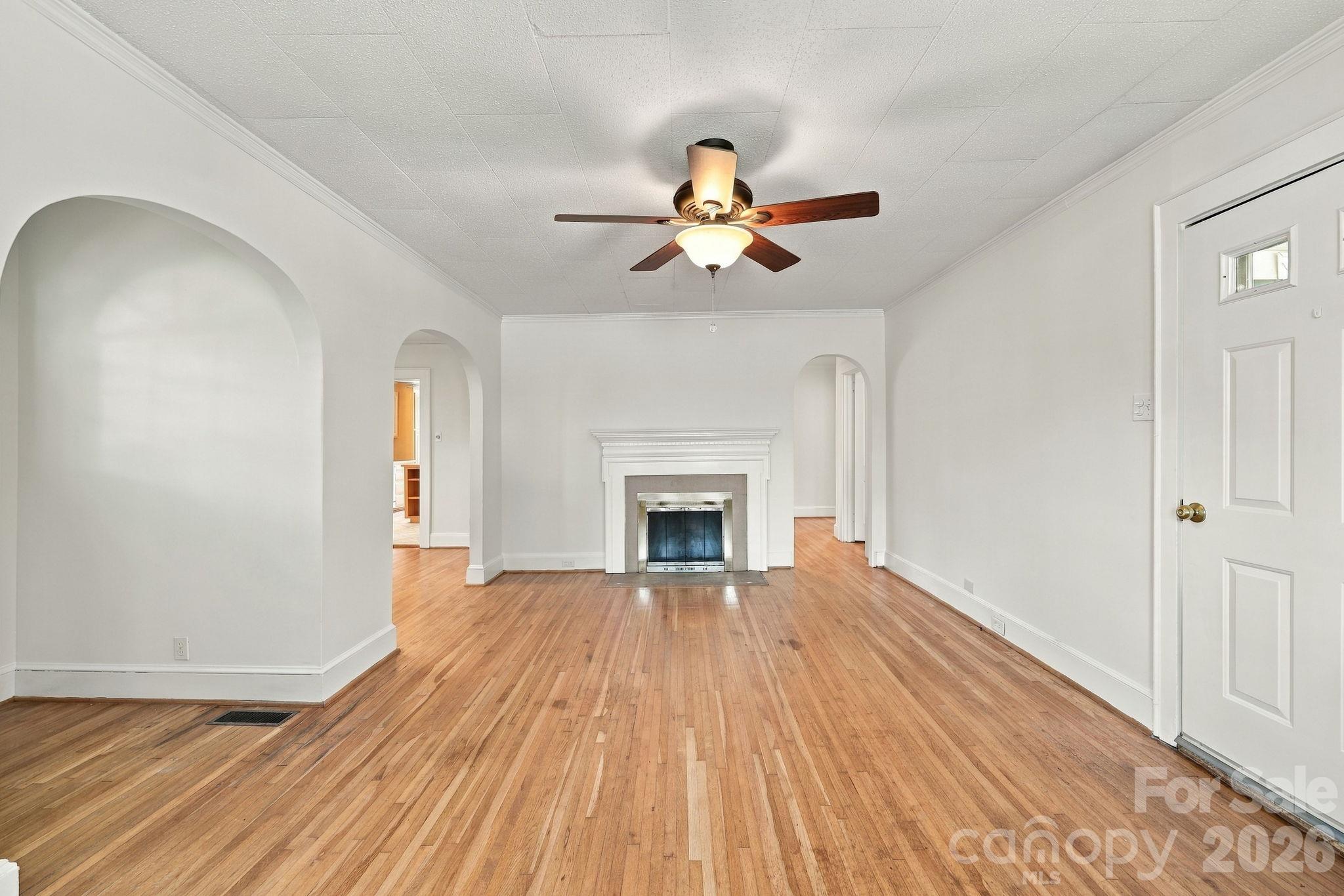Single Family Residence at 2205 Pennsylvania Avenue, Kannapolis, photo 6 of 33
