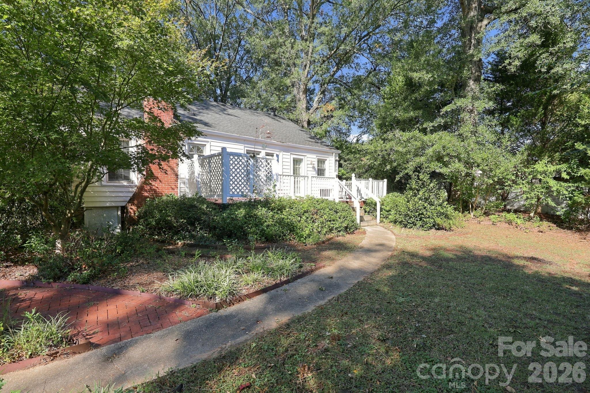 Single Family Residence at 2205 Pennsylvania Avenue, Kannapolis, photo 28 of 33