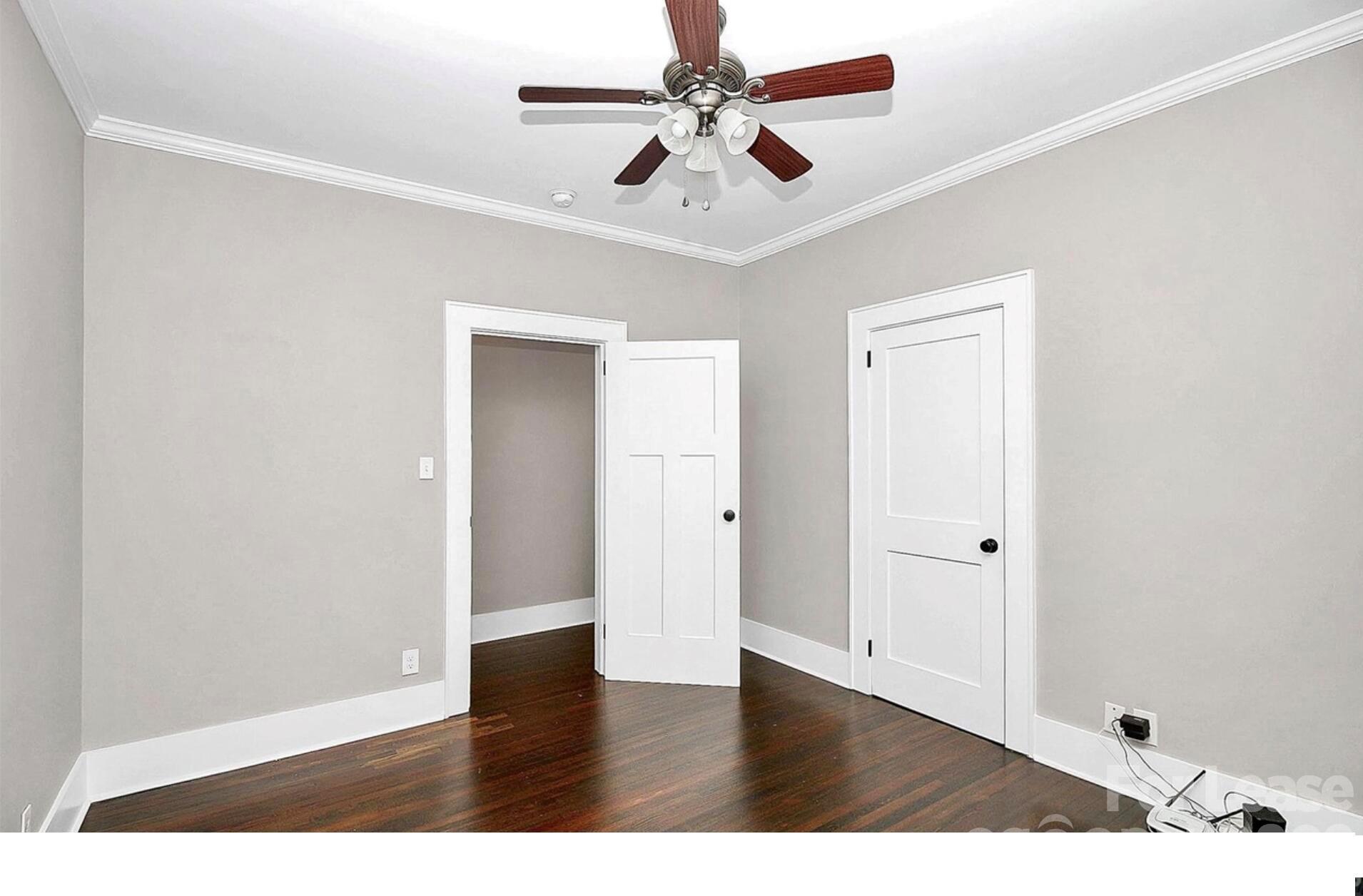 Single Family Residence at 1920 Woodcrest Avenue, Charlotte, photo 15 of 39