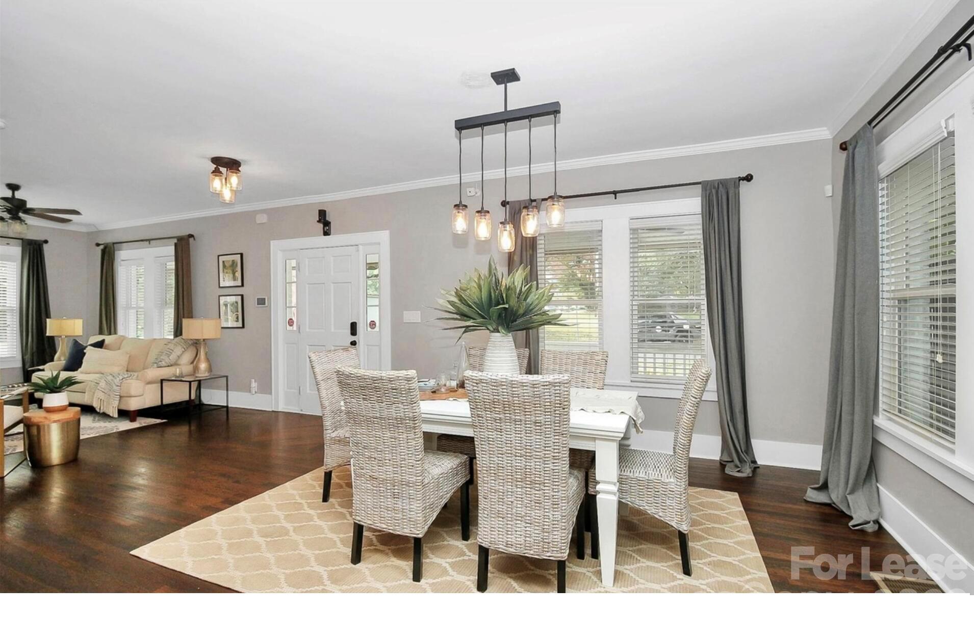 Single Family Residence at 1920 Woodcrest Avenue, Charlotte, photo 33 of 39