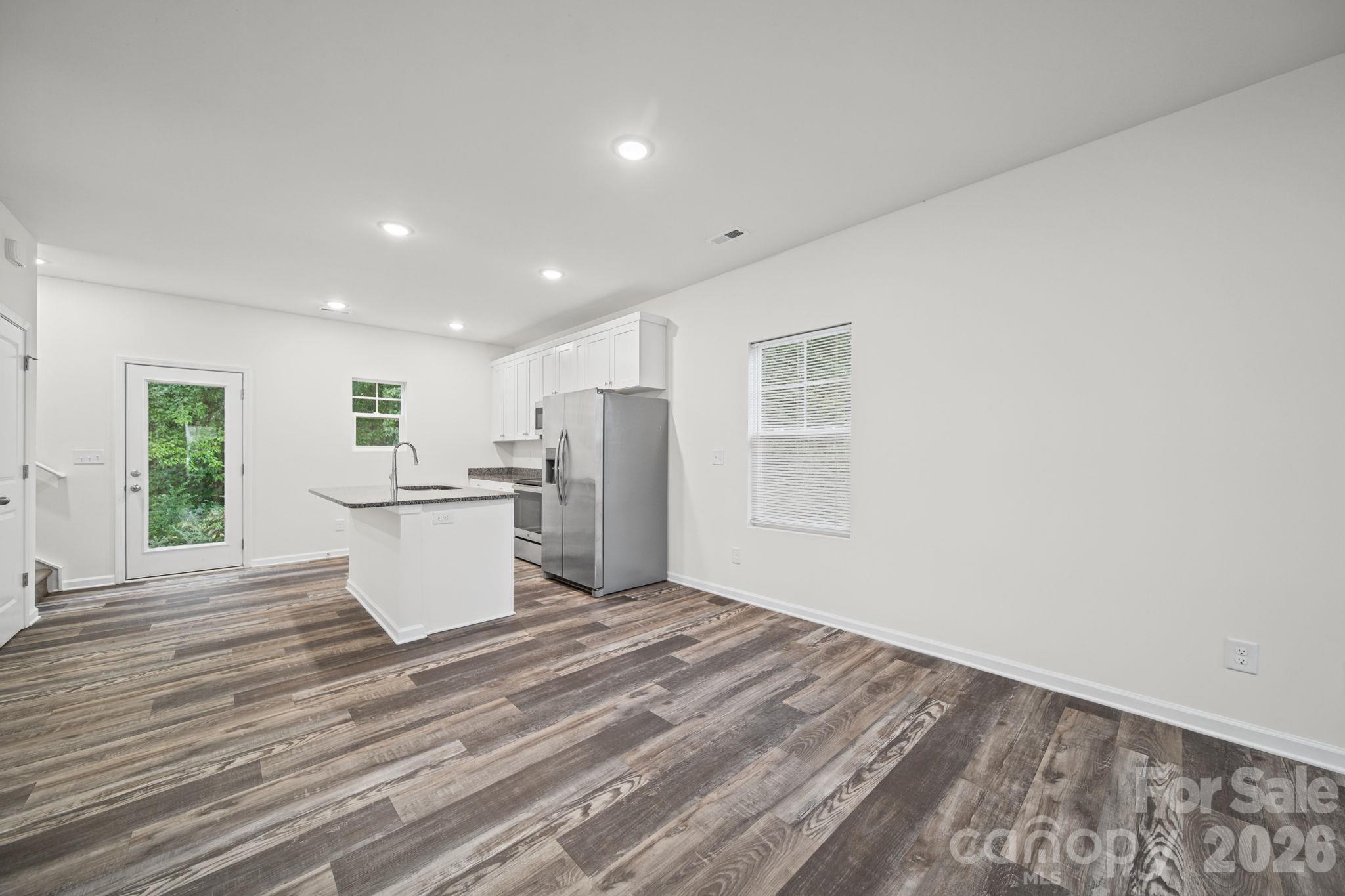 Dining Area and Kitchen - 518 3rd Street, Salisbury