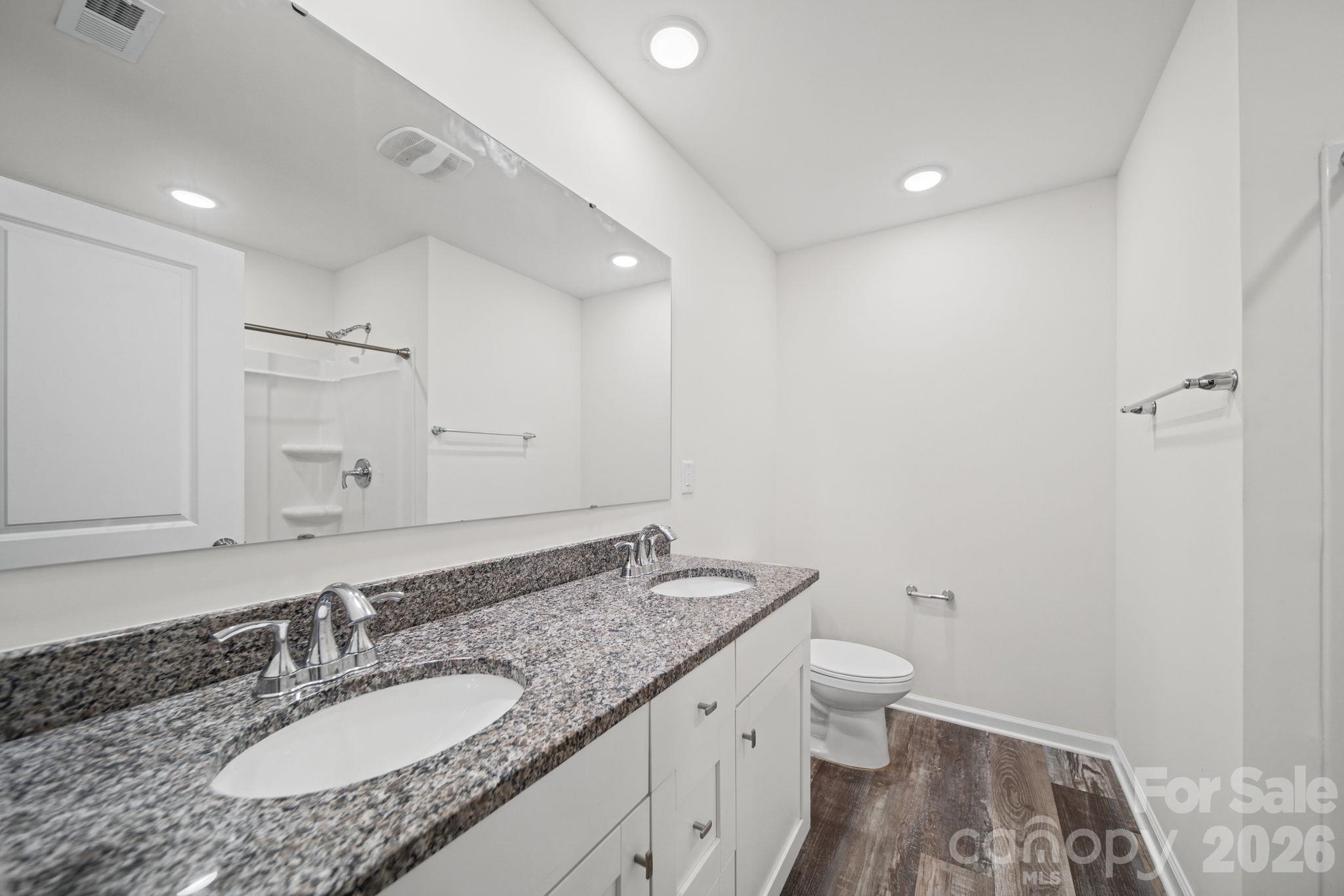 Primary Bathroom - 518 3rd Street, Salisbury