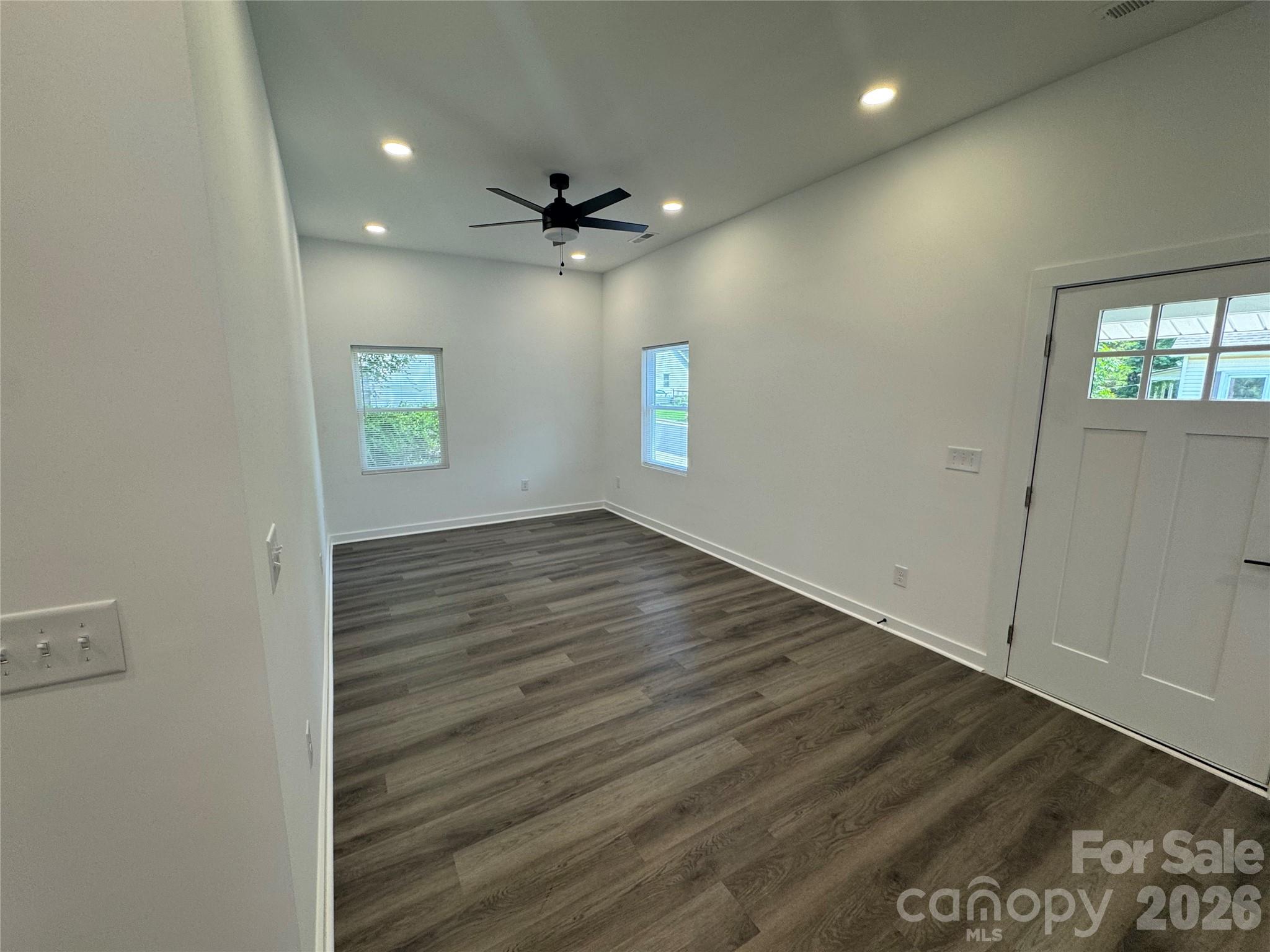 Single Family Residence at 331 E Lowrance Avenue, Mooresville, photo 8 of 15