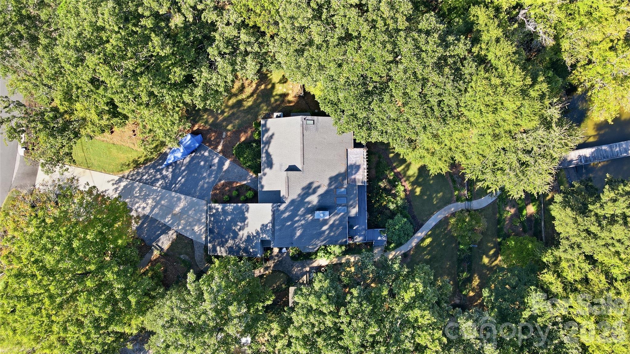 Single Family Residence at 1669 Aragon Beach Road, Rock Hill, photo 5 of 46