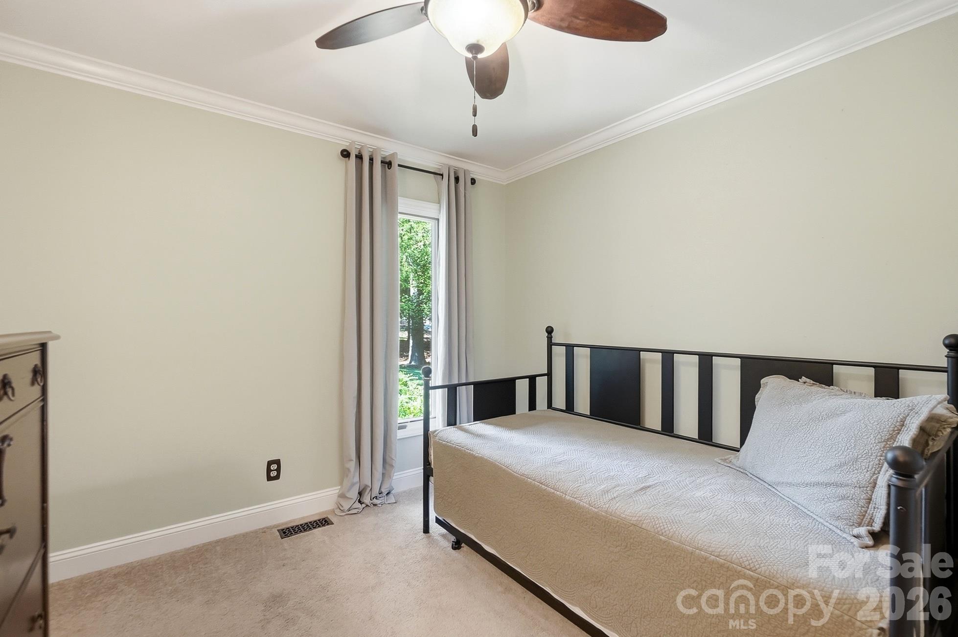 Secondary bedroom - 1669 Aragon Beach Road, Rock Hill