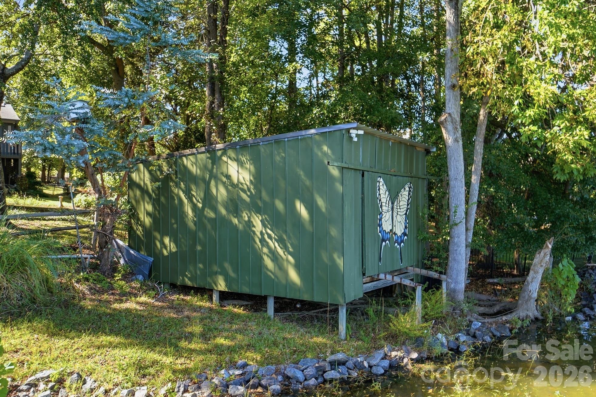 Boathouse/storage - 1669 Aragon Beach Road, Rock Hill