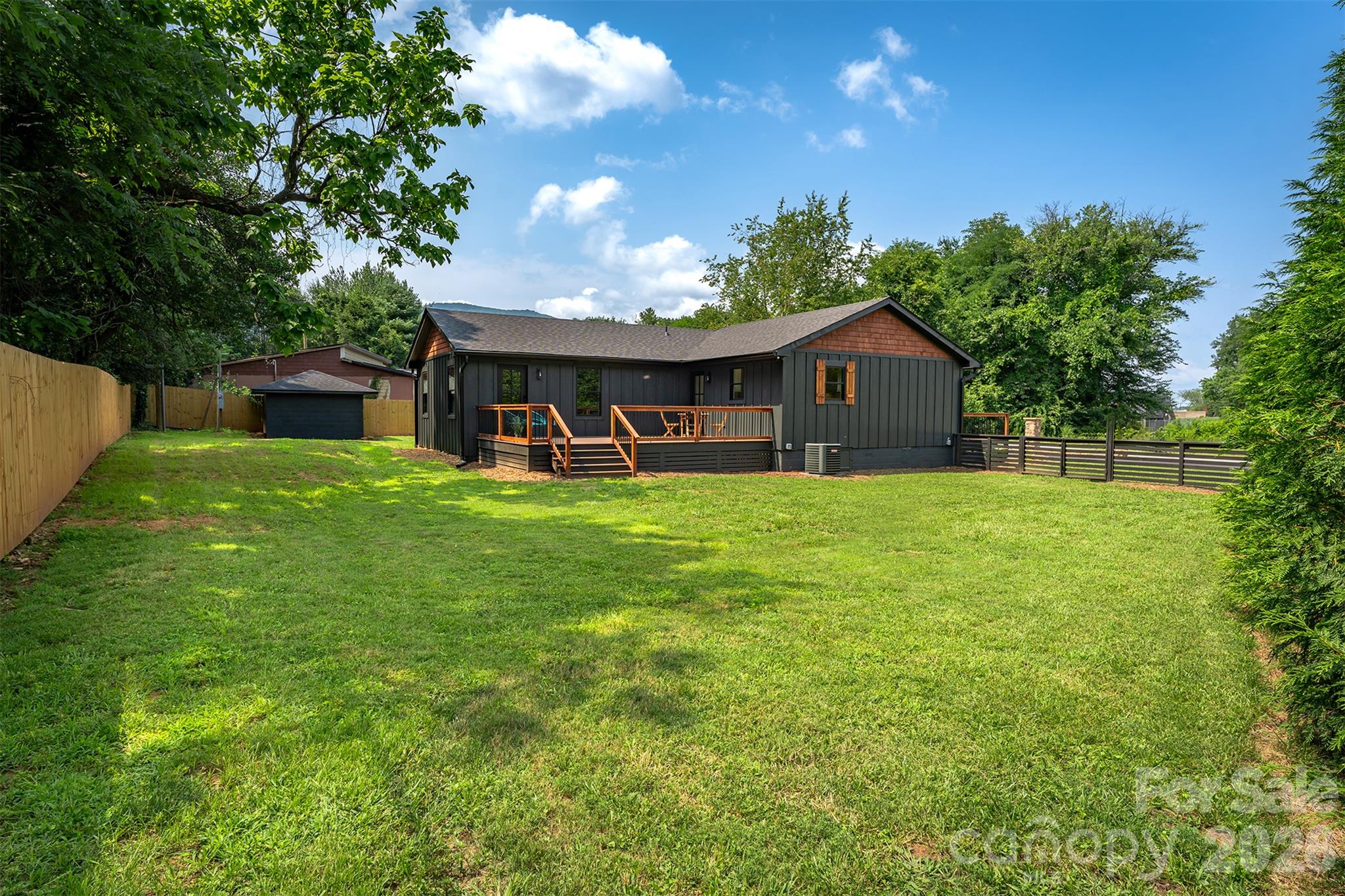 Single Family Residence at 11 Pine Circle, Black Mountain, photo 33 of 43
