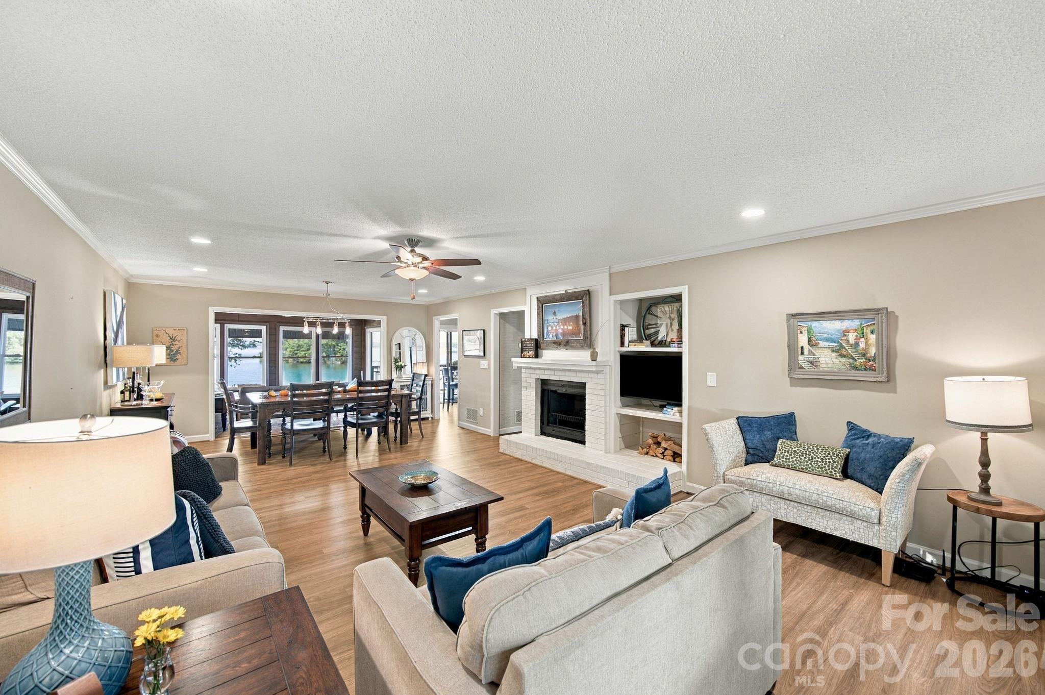 Single Family Residence at 20625 Island Forest Drive, Cornelius, photo 26 of 48